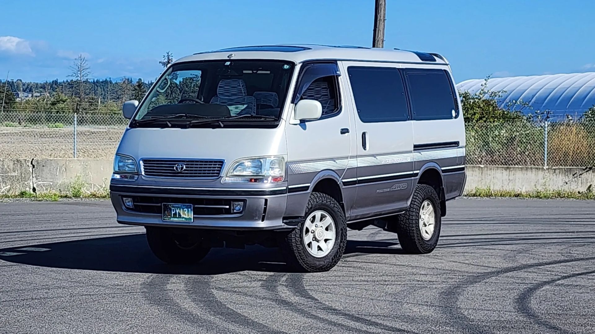 1997 Toyota HiAce Super Custom G - 2