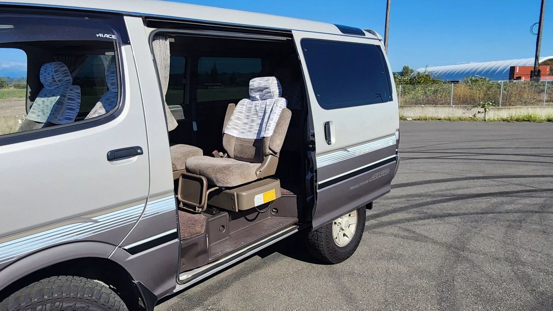 1997 Toyota HiAce Super Custom G