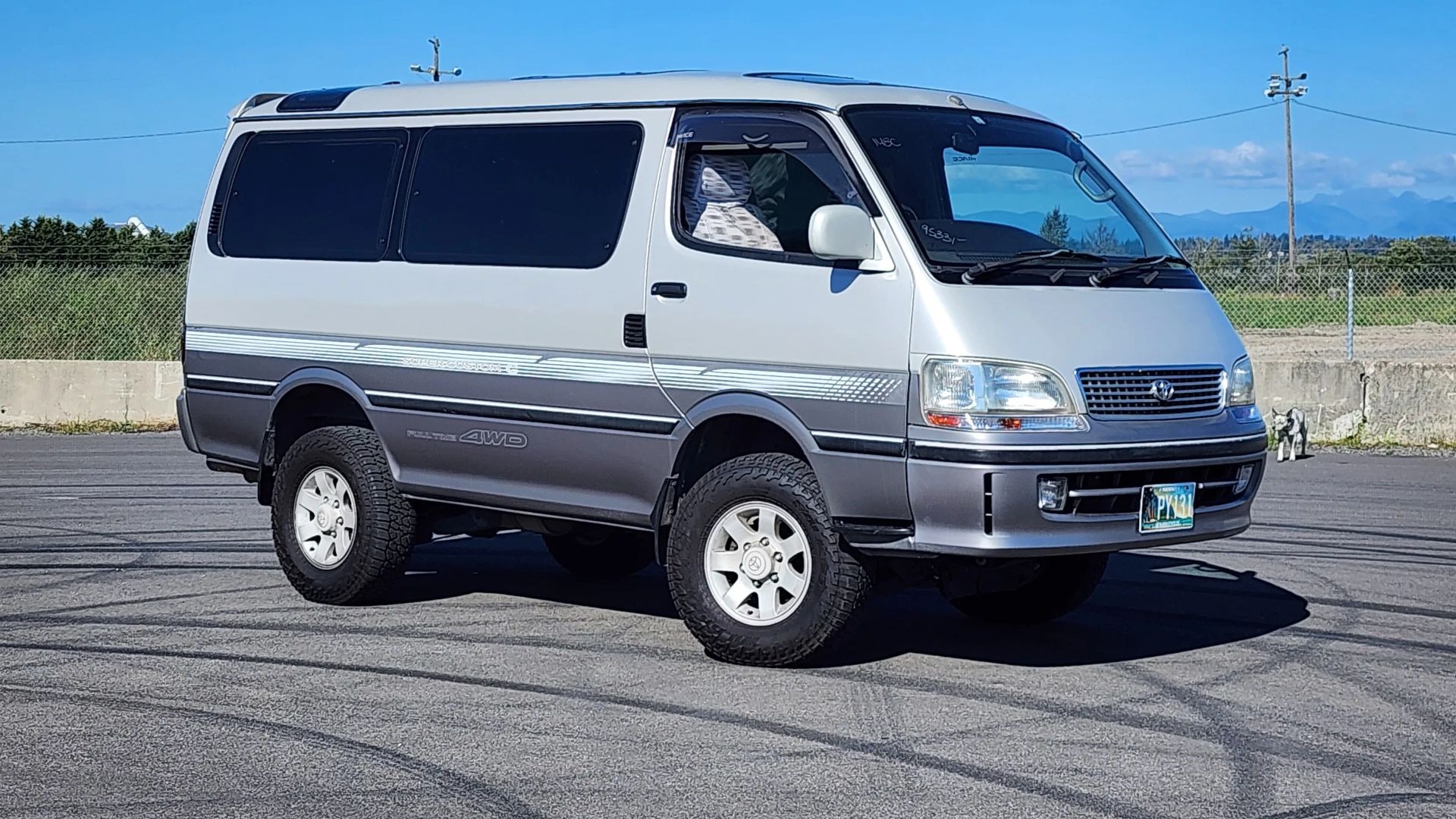 1997 Toyota HiAce Super Custom G - 3