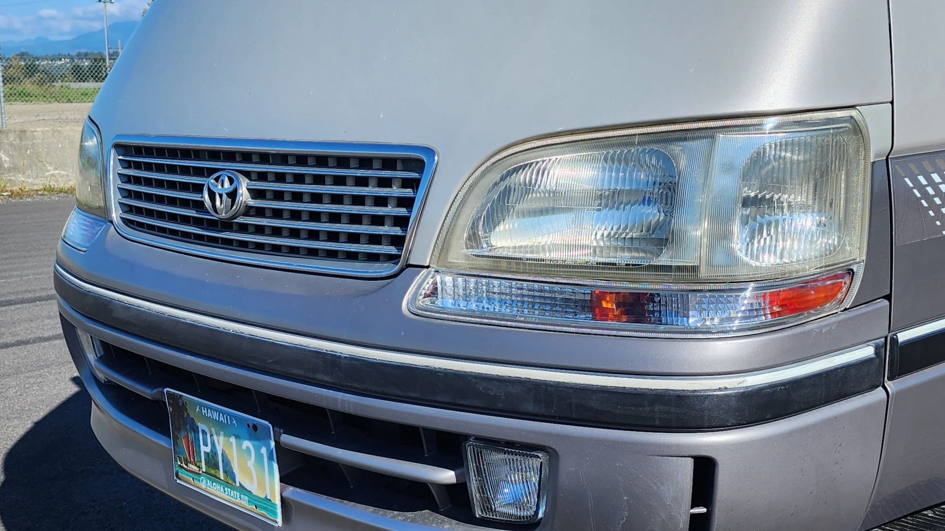 1997 Toyota HiAce Super Custom G