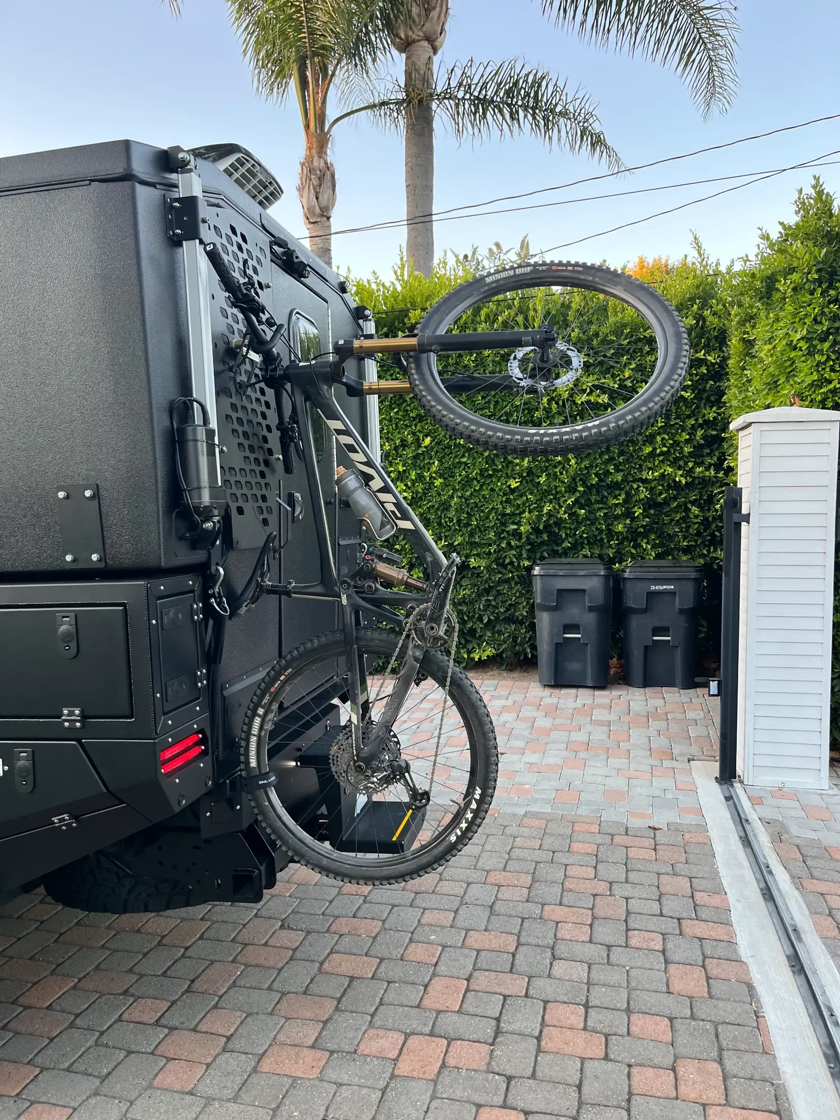 2024 Ford F-350 Super Duty Supertramp Flagship LT