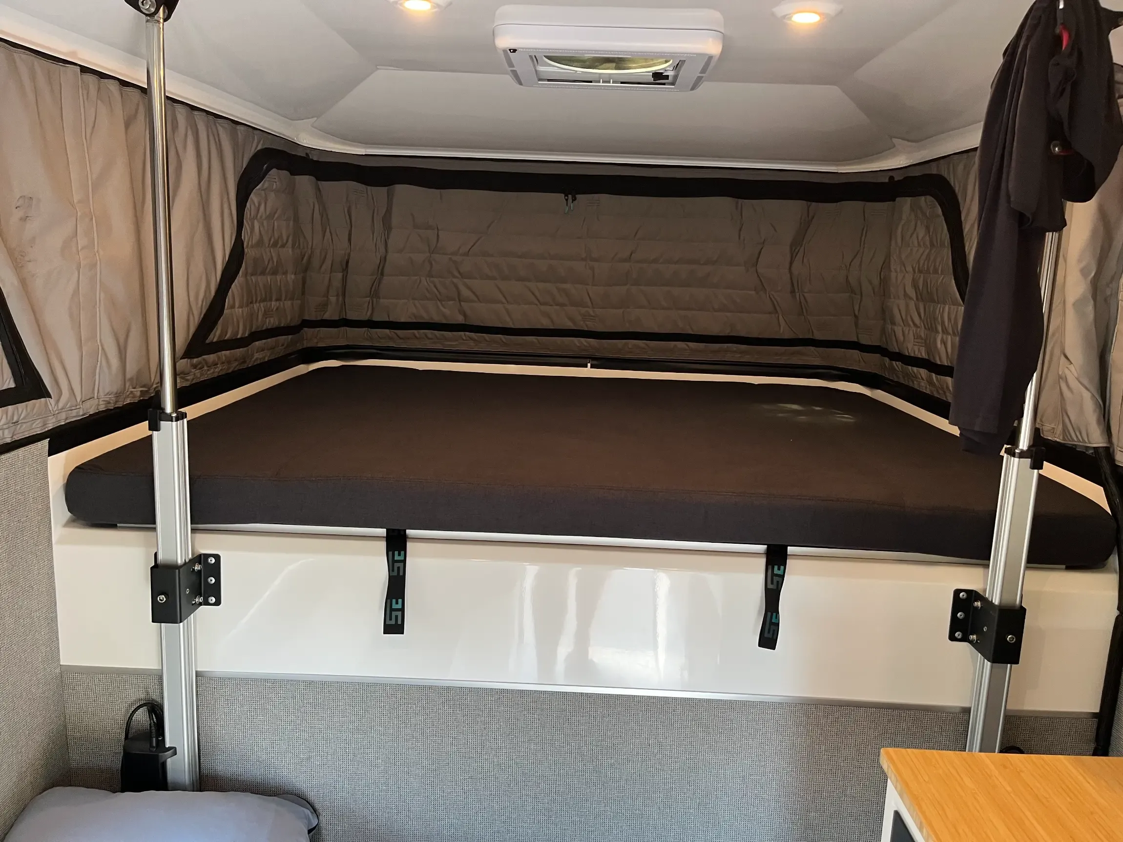 2024 Ford F-350 Super Duty Supertramp Flagship LT