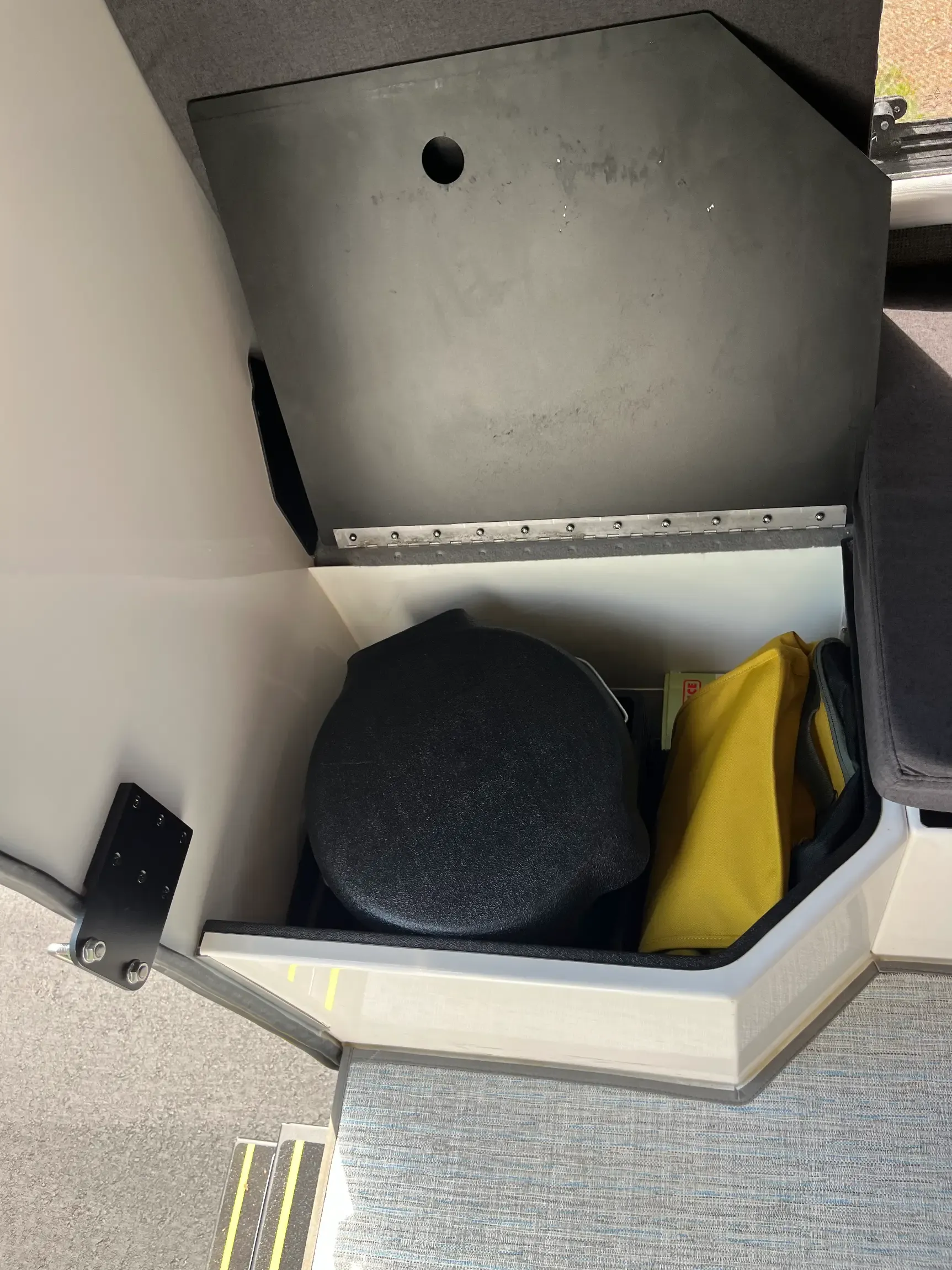 2024 Ford F-350 Super Duty Supertramp Flagship LT