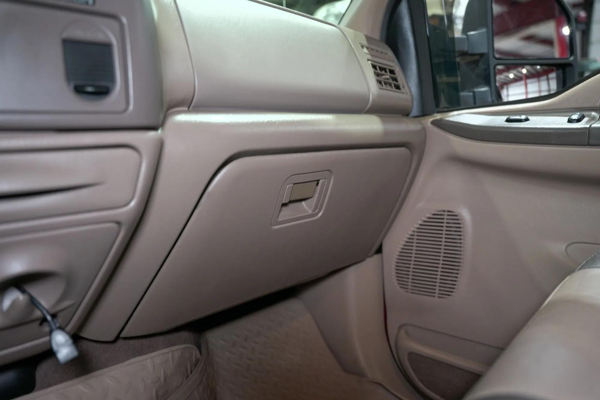 2004 Ford Excursion Eddie Bauer