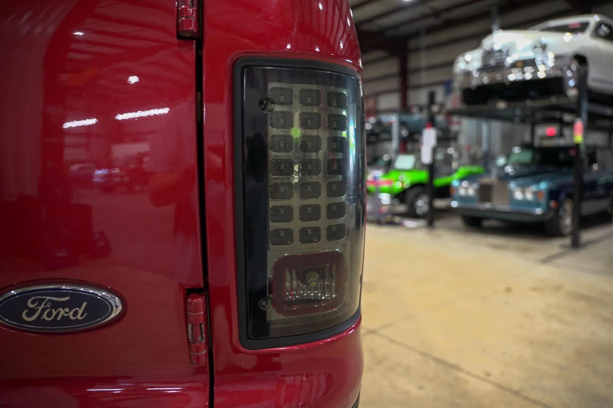 2004 Ford Excursion Eddie Bauer