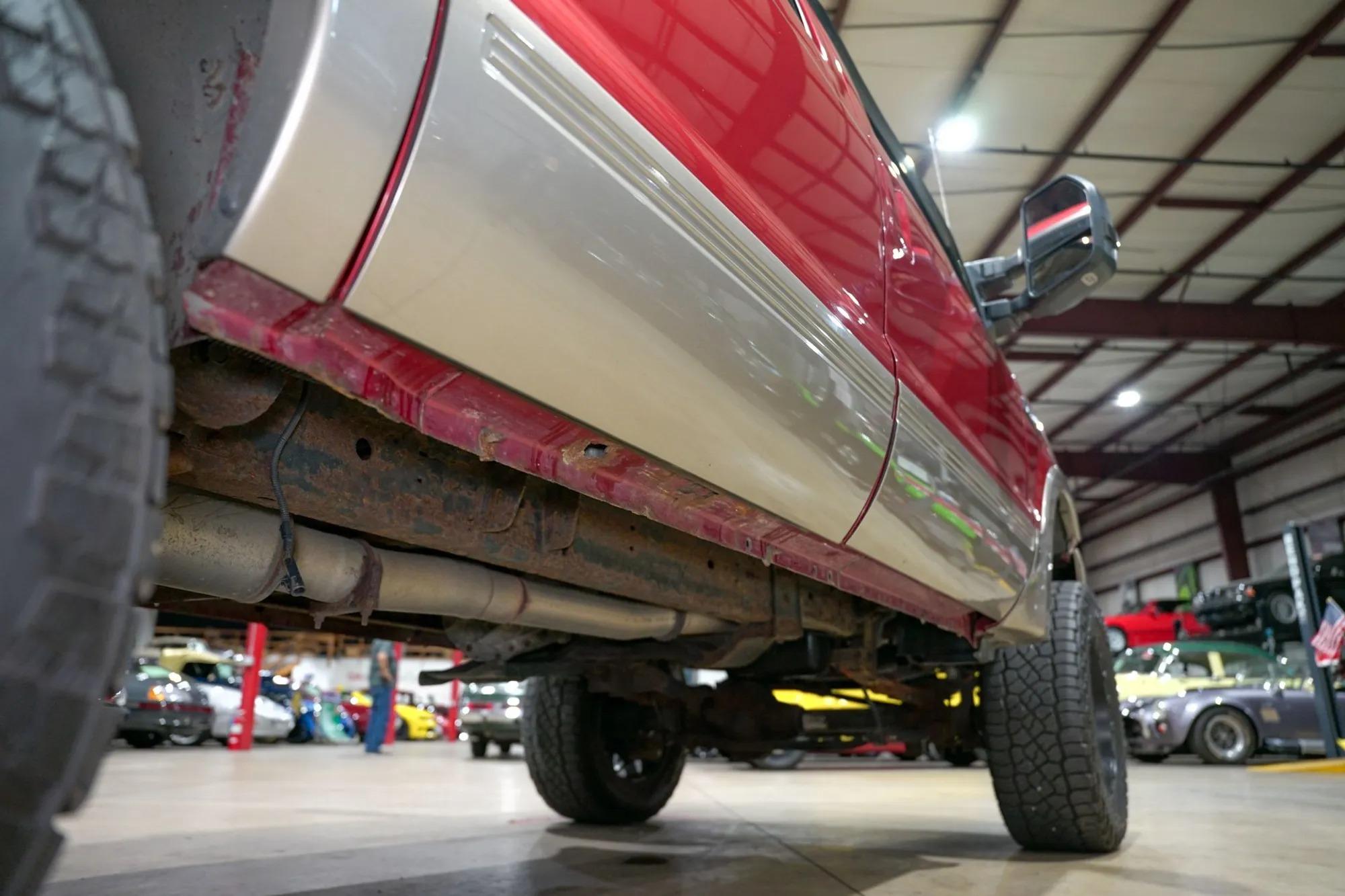 2004 Ford Excursion Eddie Bauer