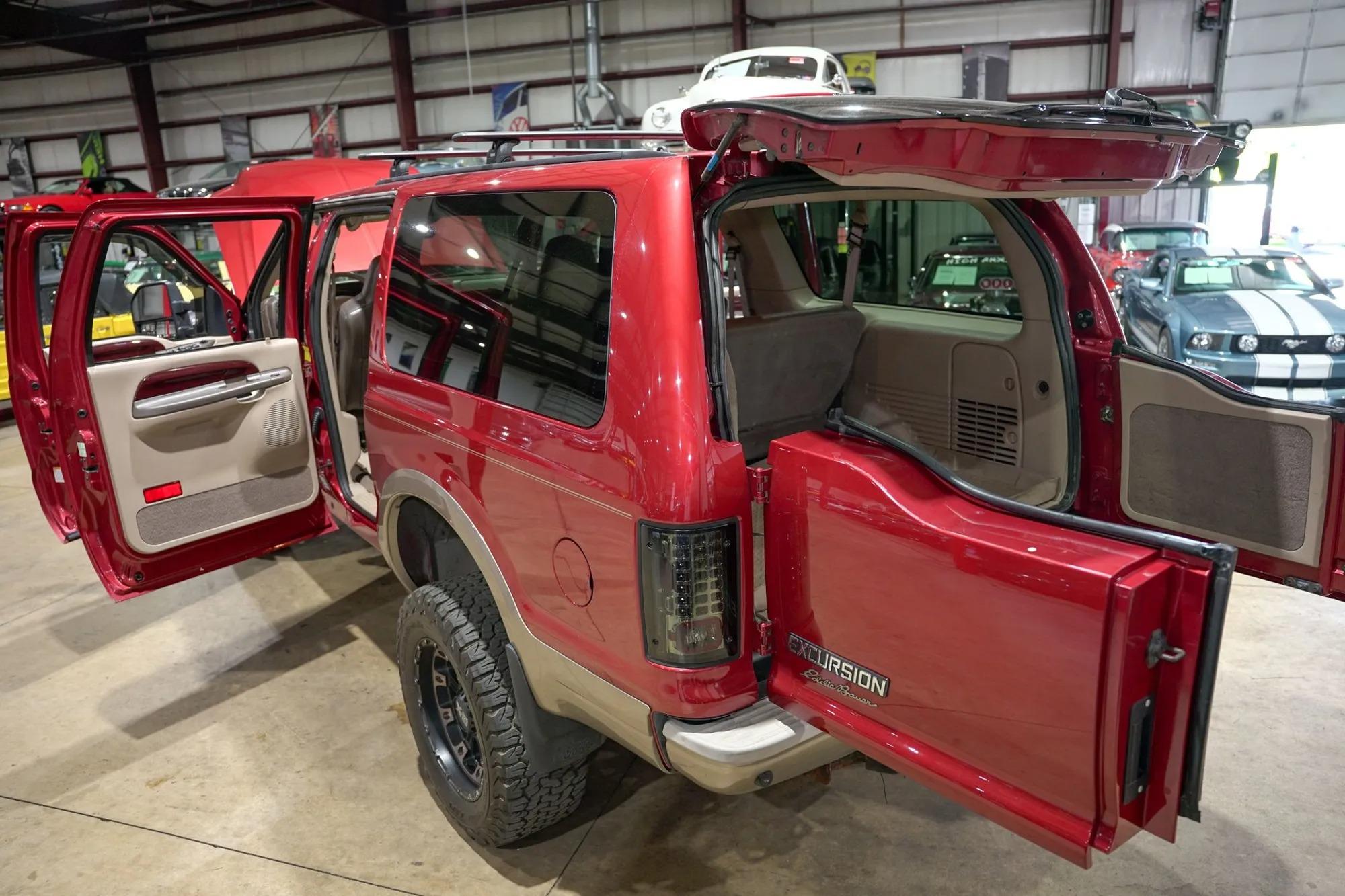 2004 Ford Excursion Eddie Bauer