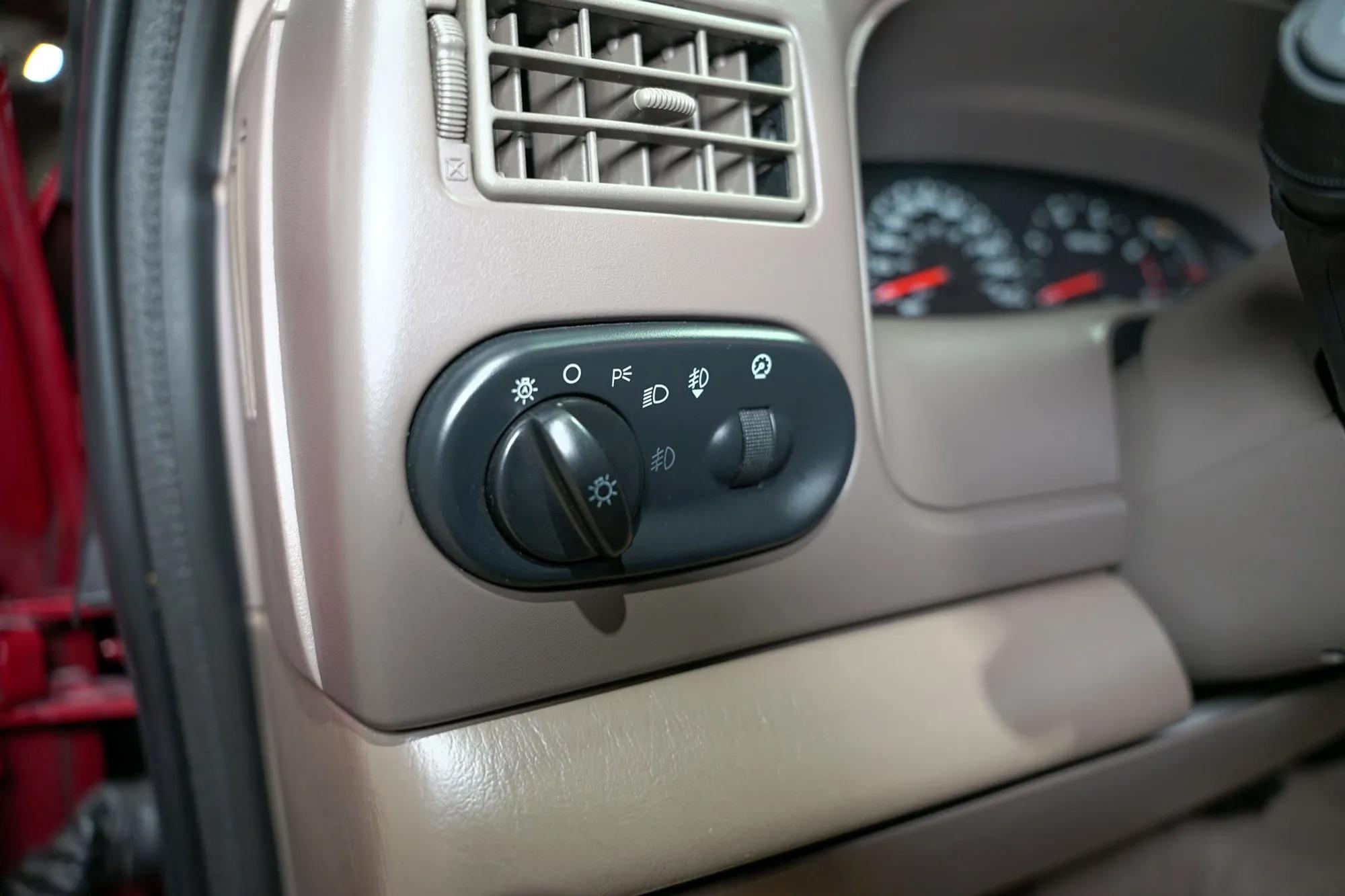 2004 Ford Excursion Eddie Bauer