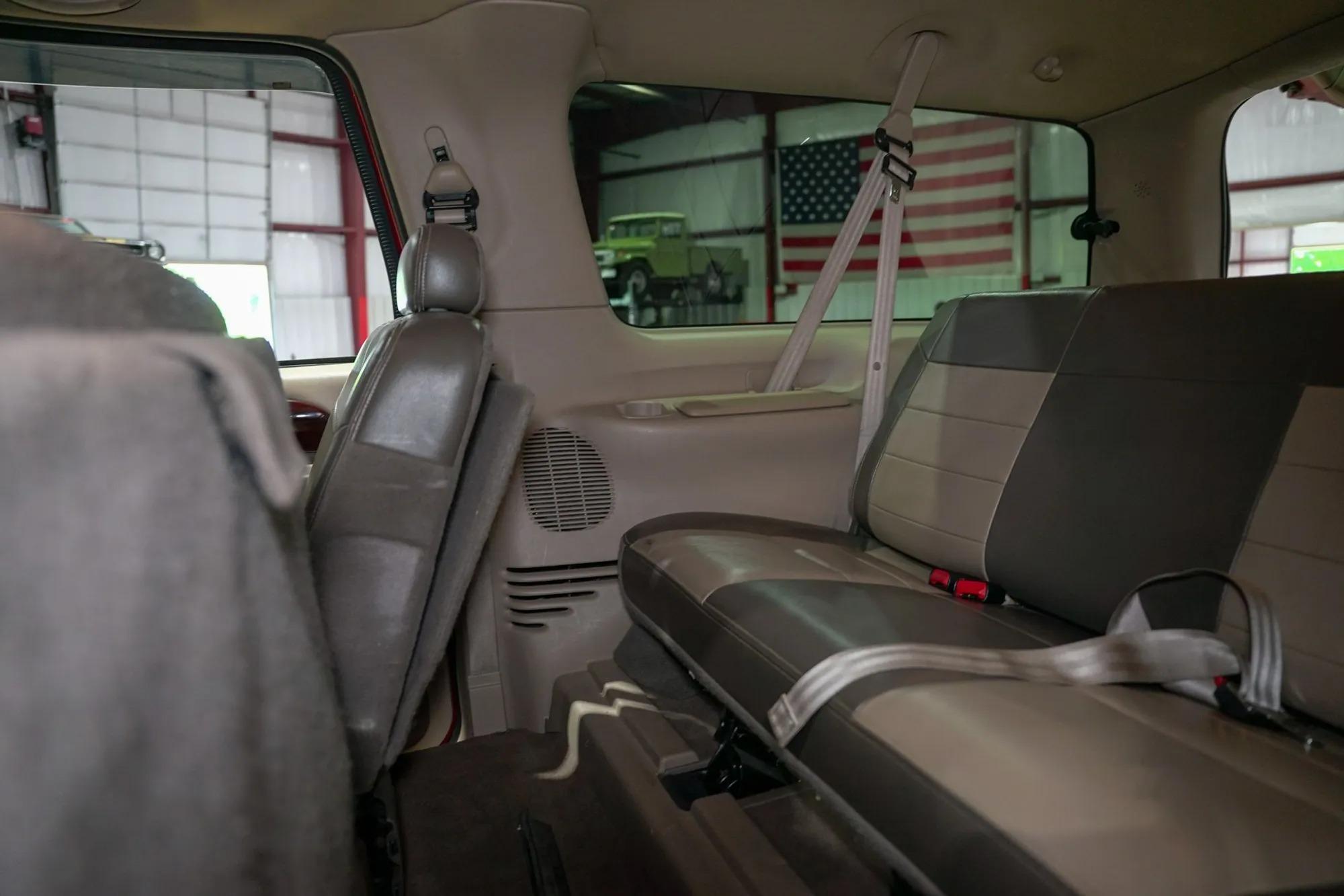 2004 Ford Excursion Eddie Bauer