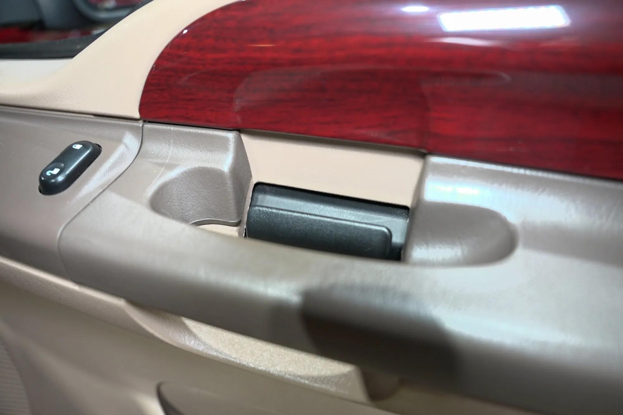 2004 Ford Excursion Eddie Bauer