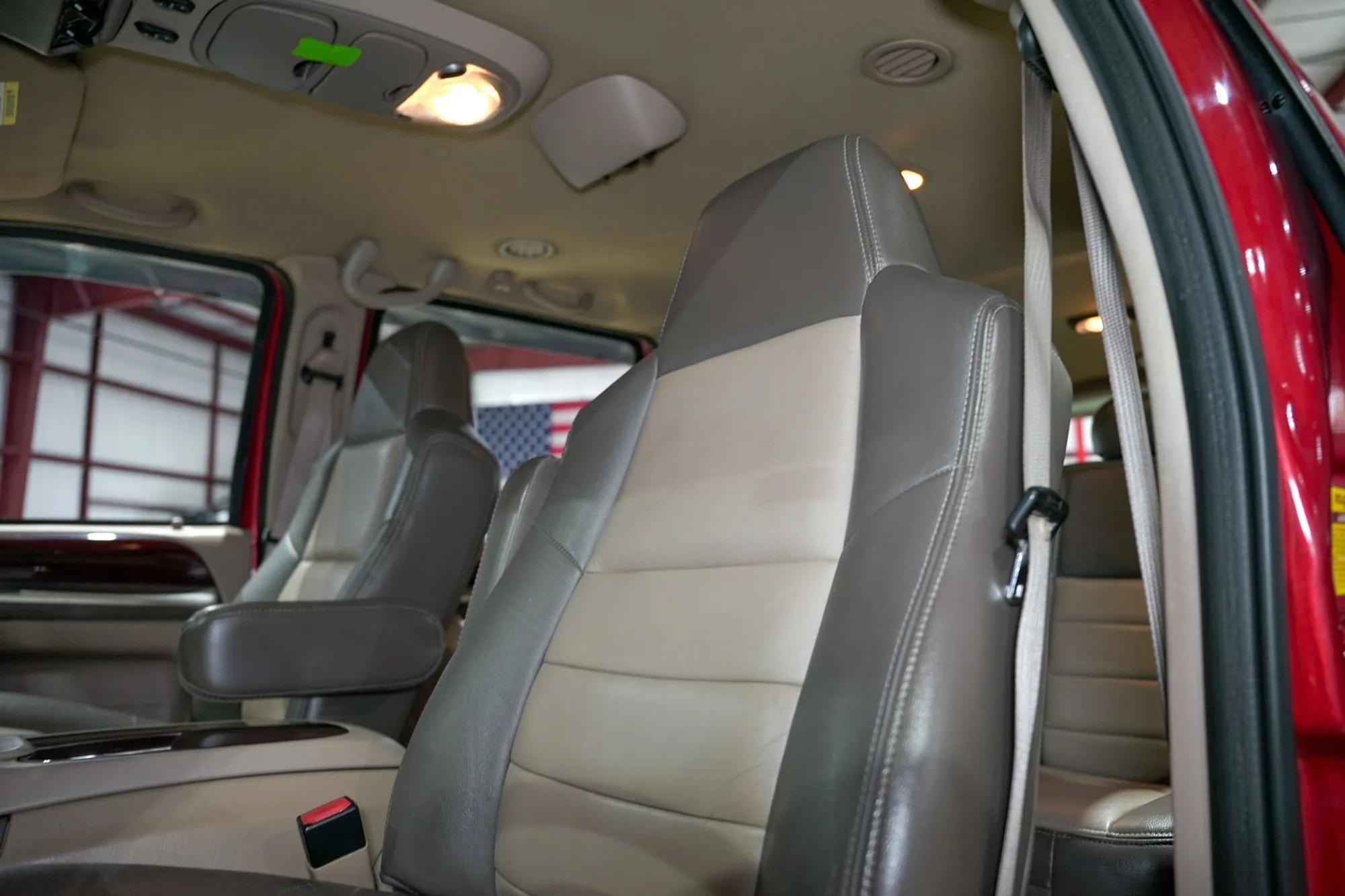 2004 Ford Excursion Eddie Bauer