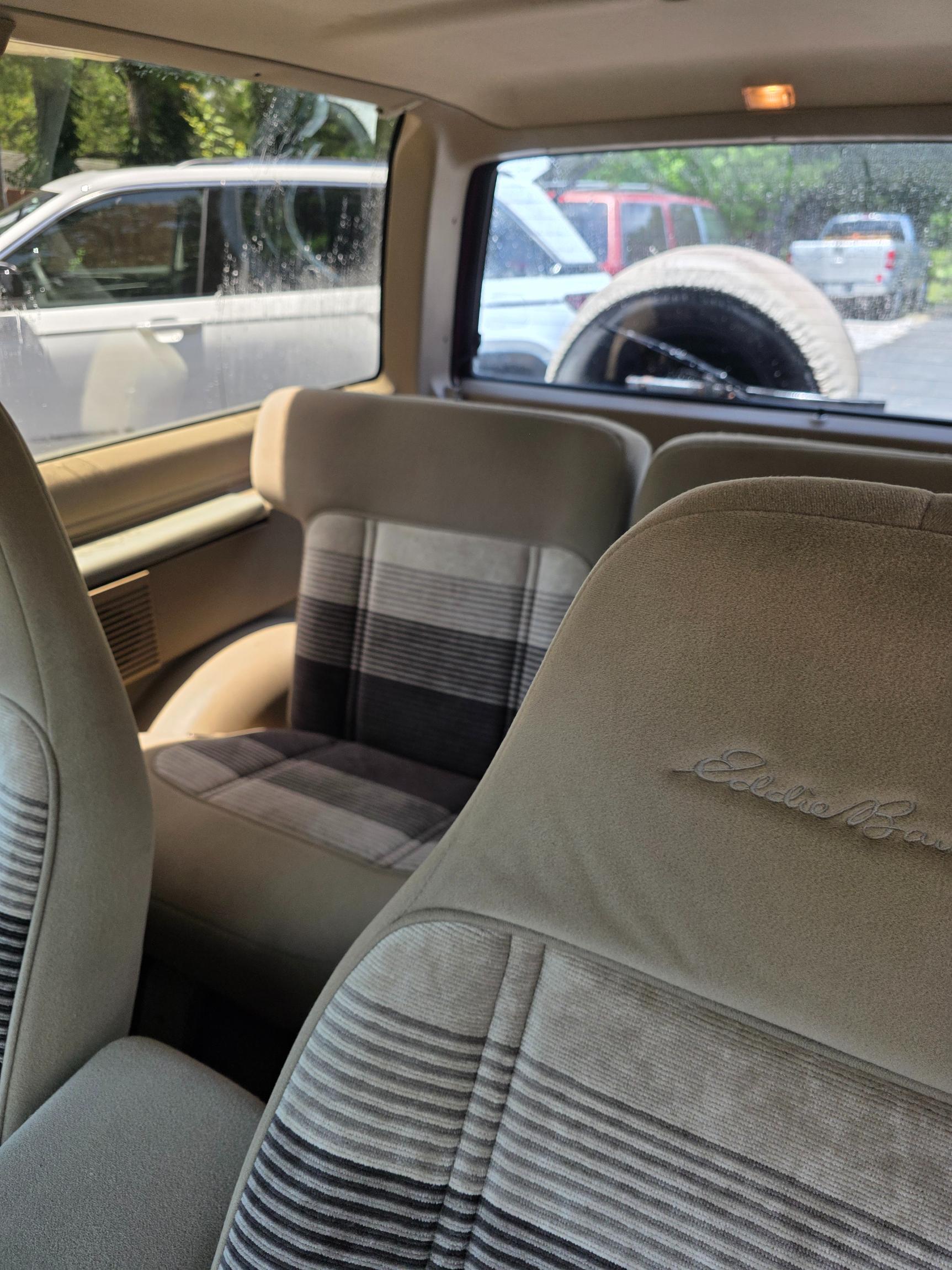 1990 Ford Bronco II Eddie Bauer - 3