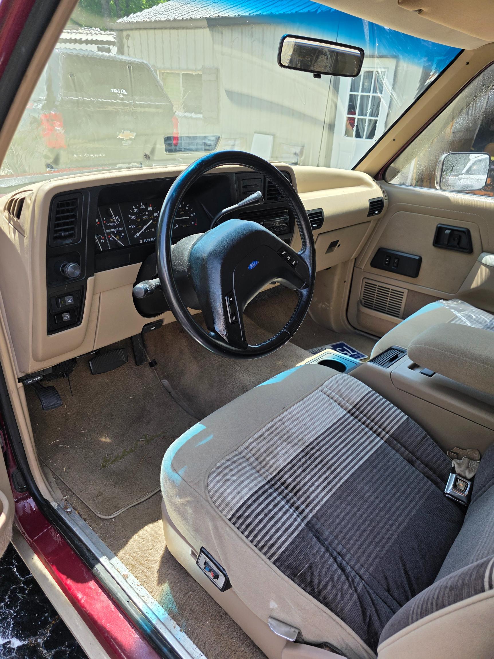 1990 Ford Bronco II Eddie Bauer - 2