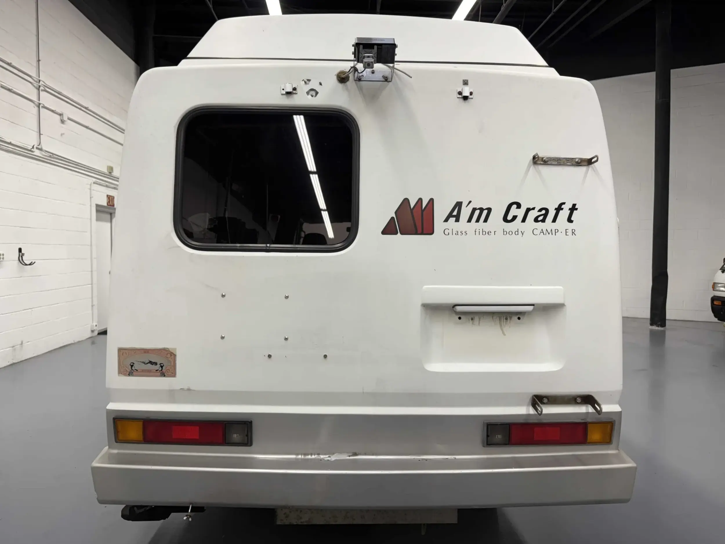 1992 Toyota TownAce Pop-Top Camper