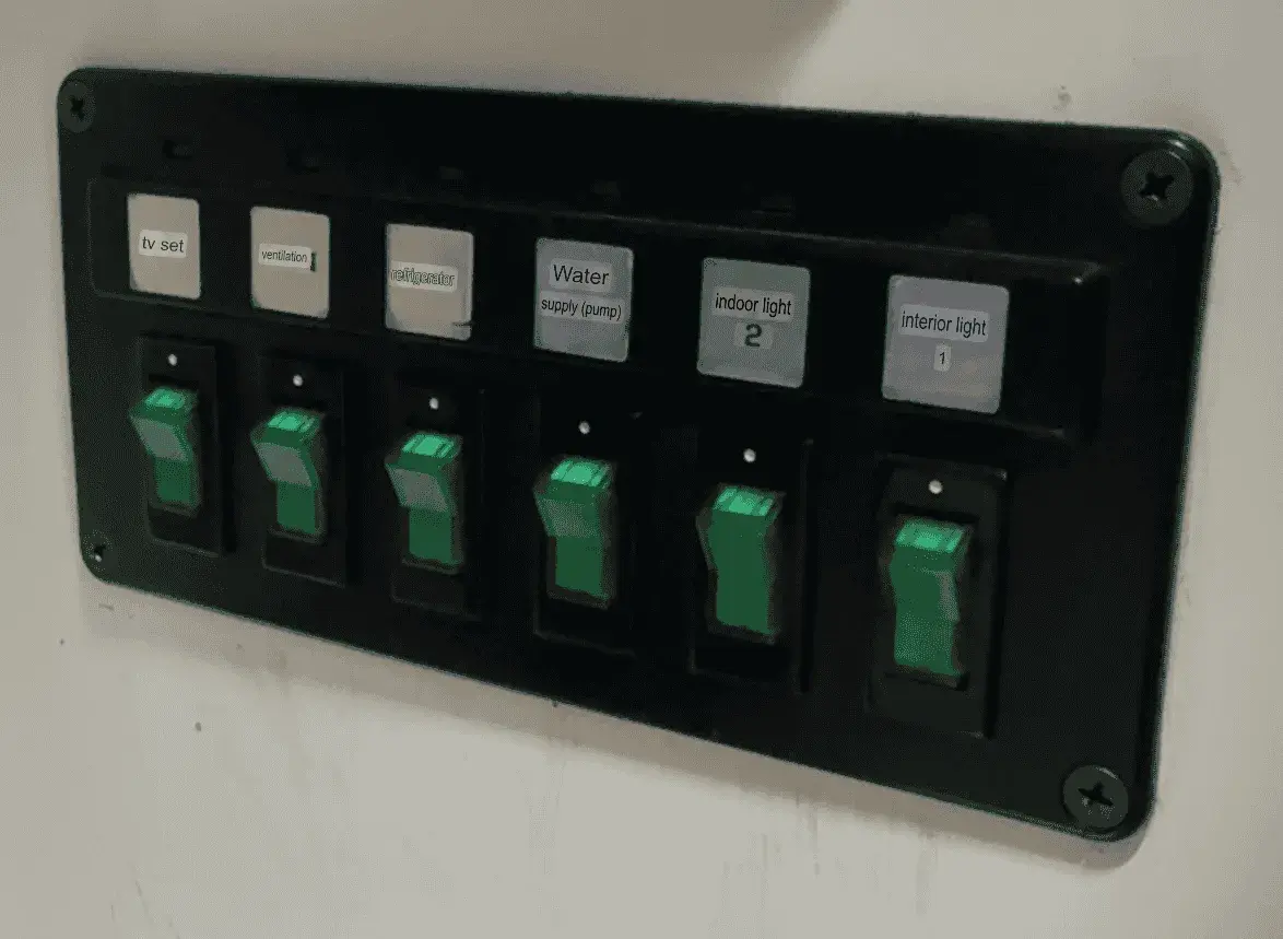 1992 Toyota TownAce Pop-Top Camper