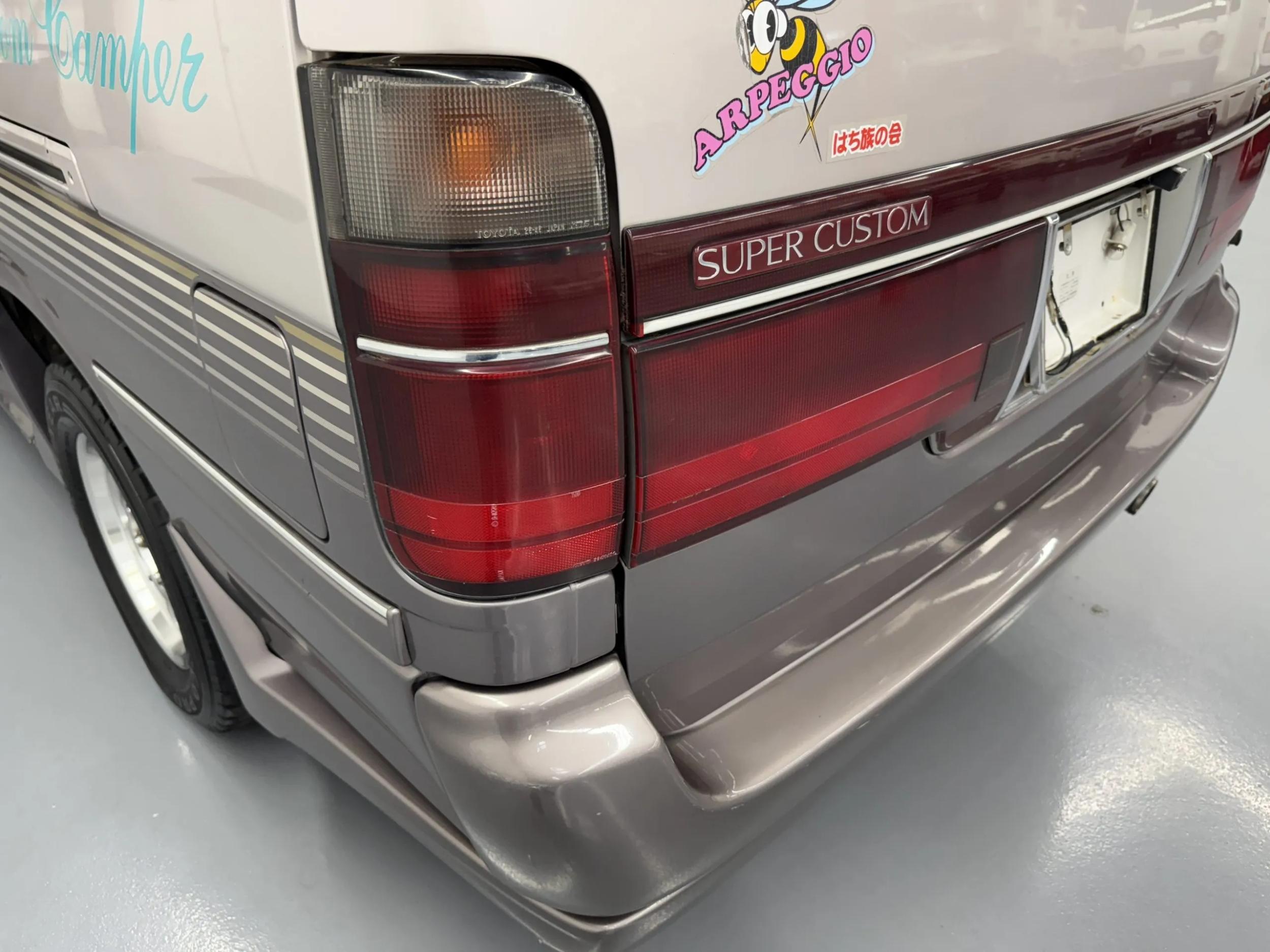 1998 Toyota HiAce LWB Custom Camper