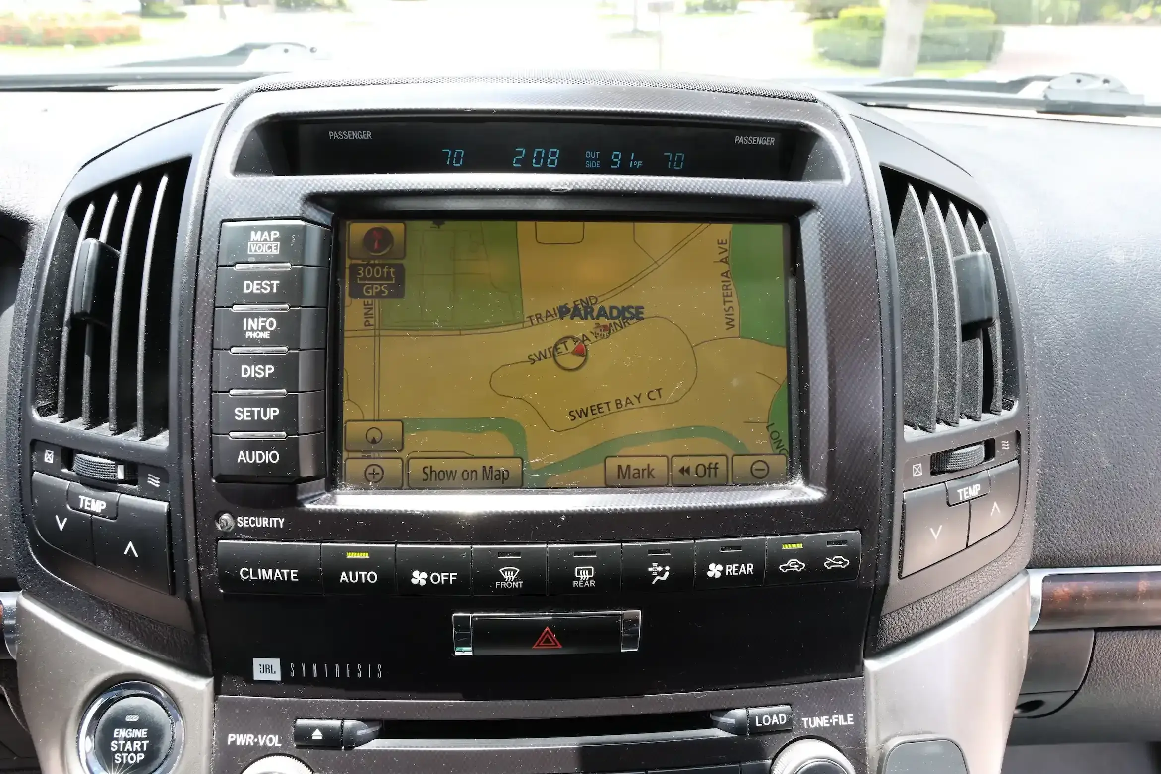 Sold: 2010 Toyota Land Cruiser