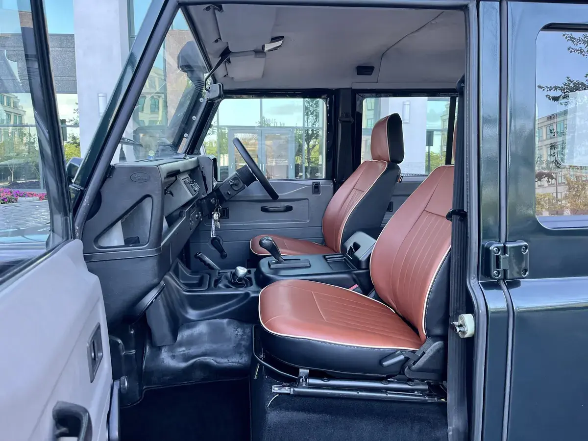 1998 Land Rover Defender 130 Double Cab Hi-Cap