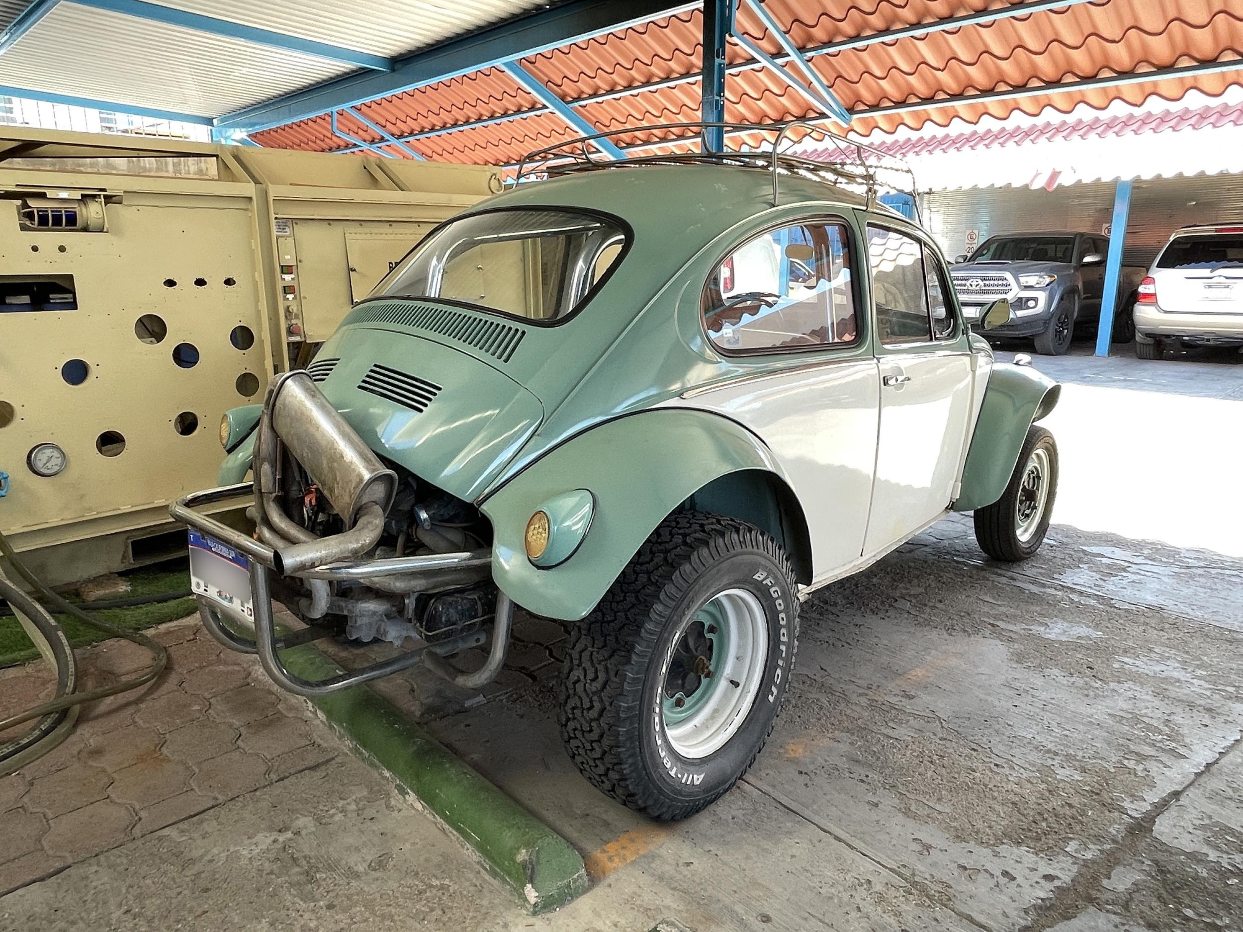 Baja-Style 1974 Volkswagen Beetle