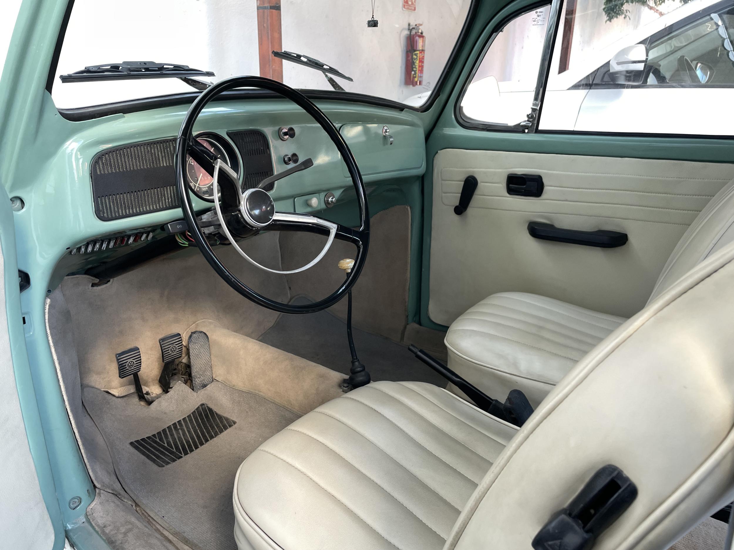 Baja-Style 1974 Volkswagen Beetle