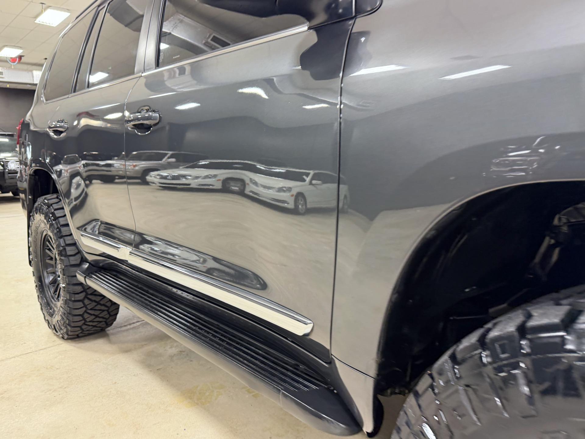 2016 Toyota Land Cruiser