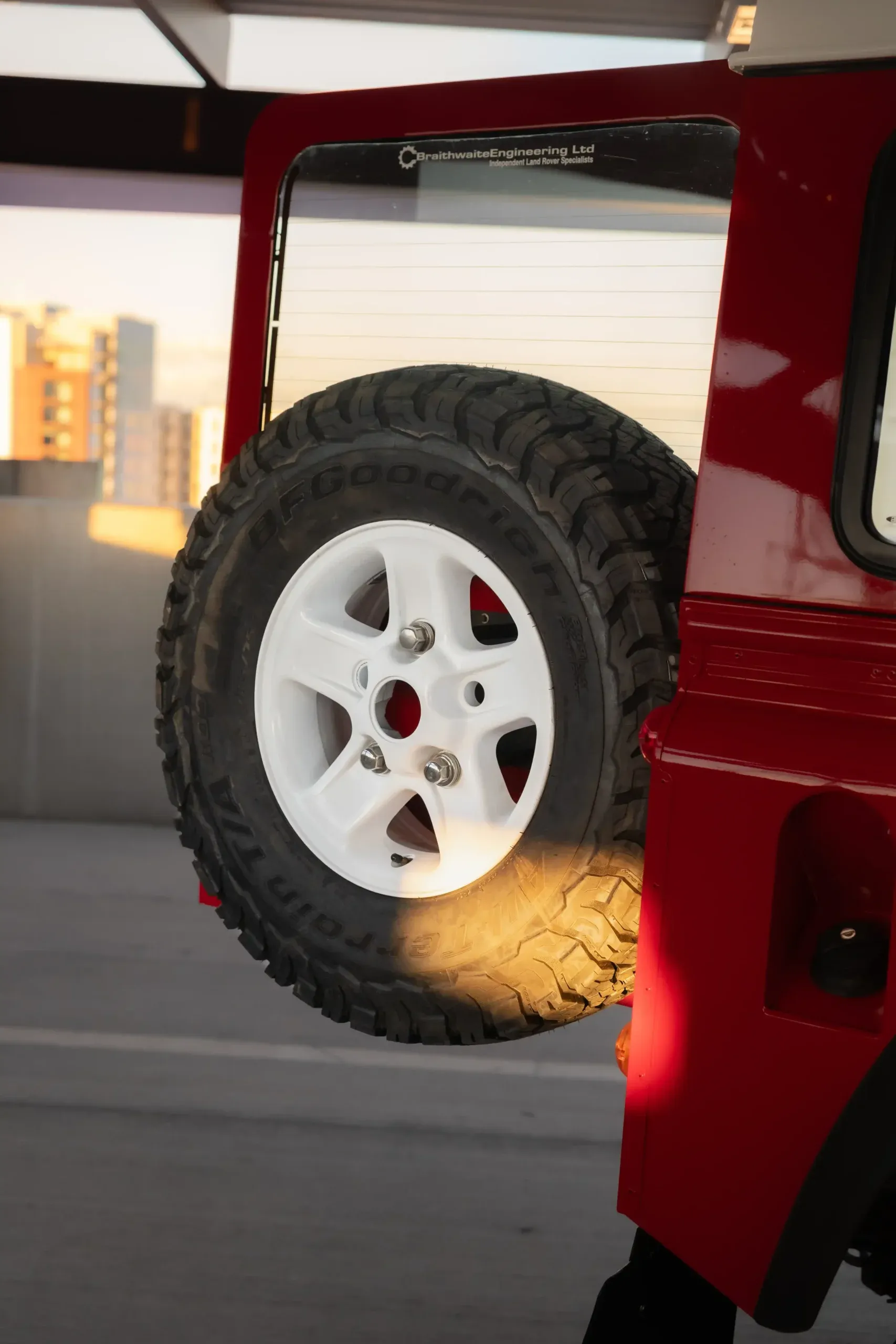 Portofino Red 1999 Land Rover Defender 90