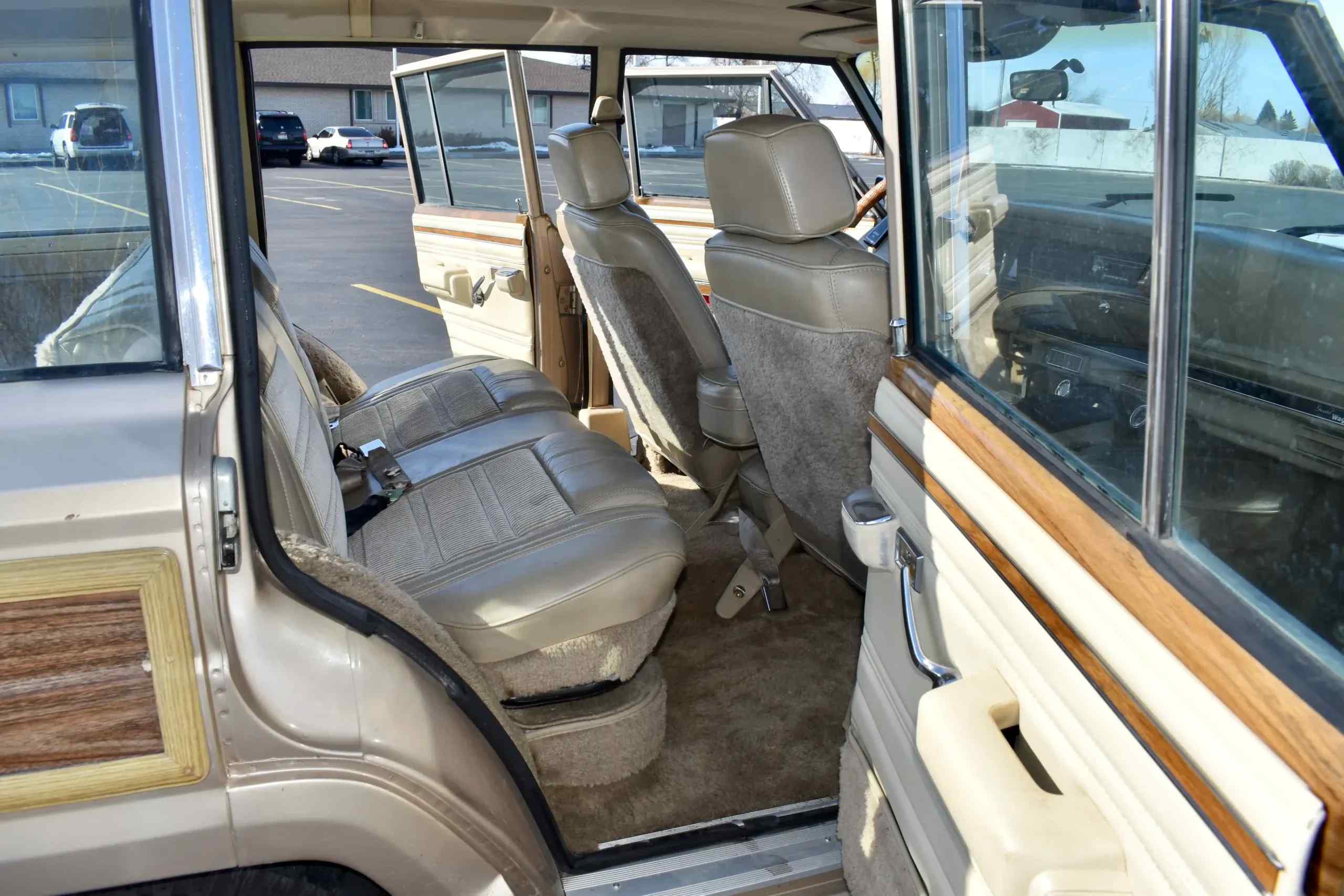 1989 Jeep Grand Wagoneer 4×4