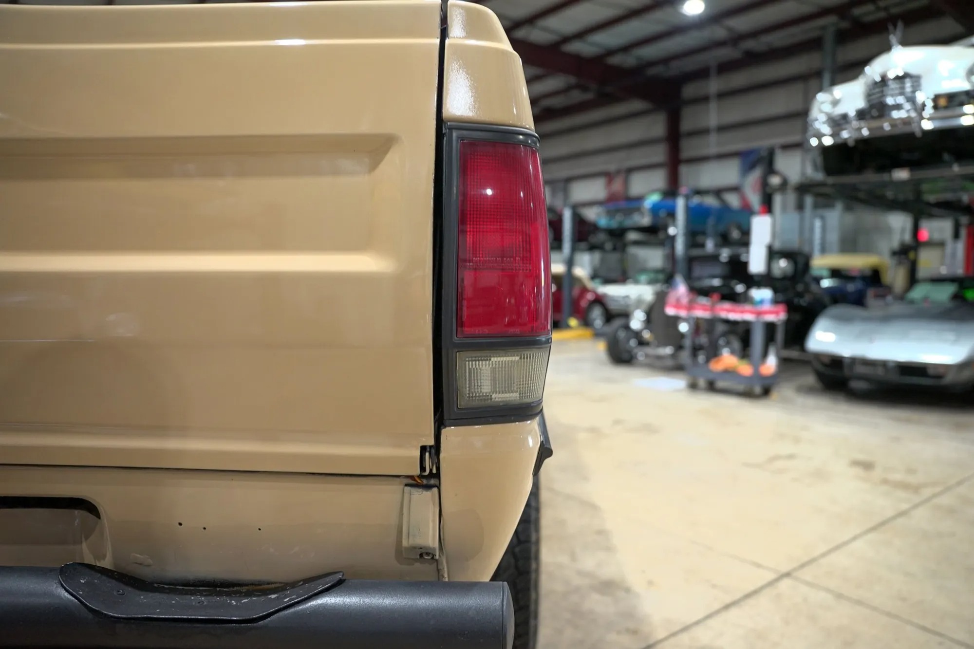 1986 Nissan Hardbody DLX King Cab