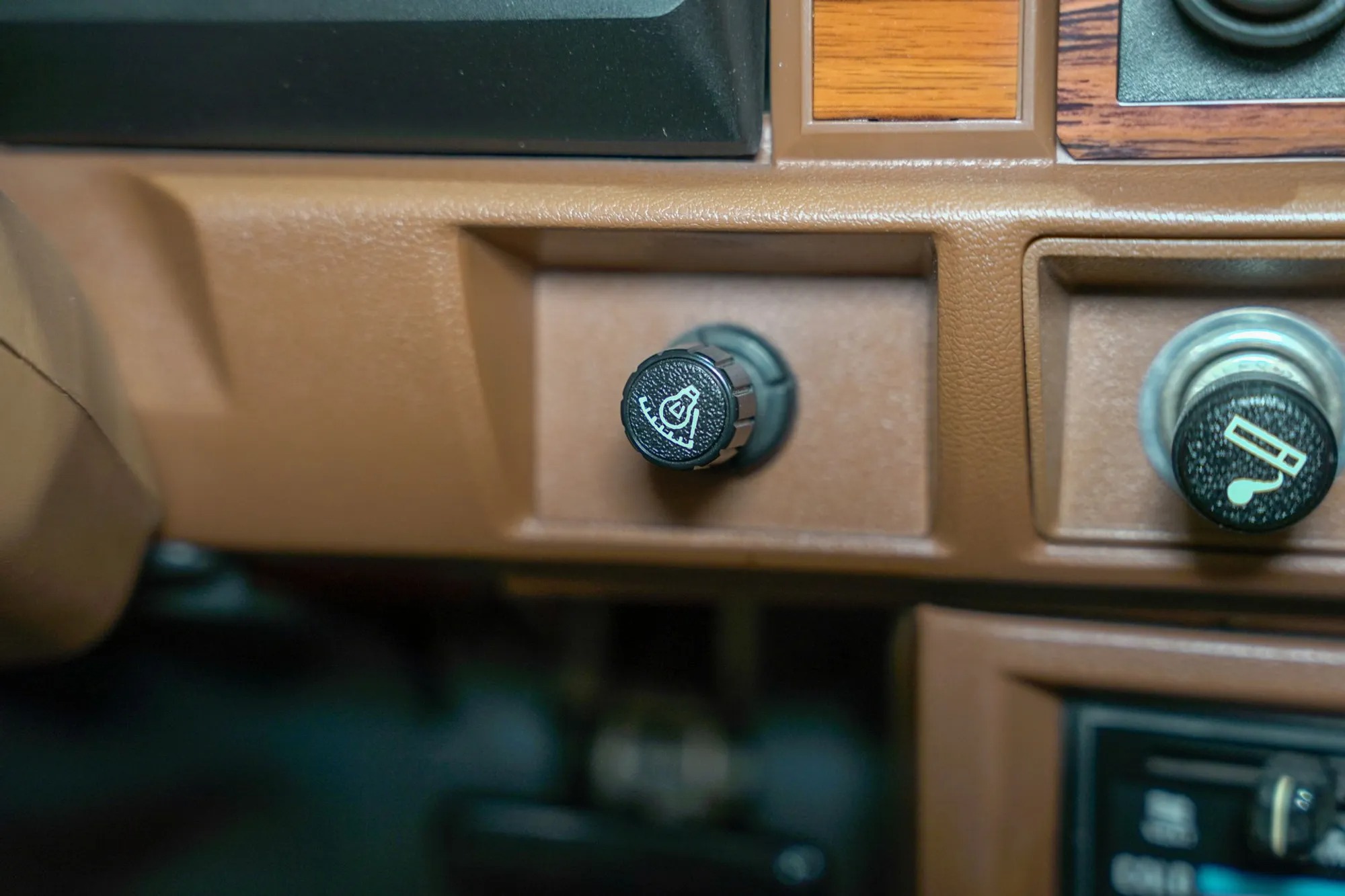 1986 Nissan Hardbody DLX King Cab