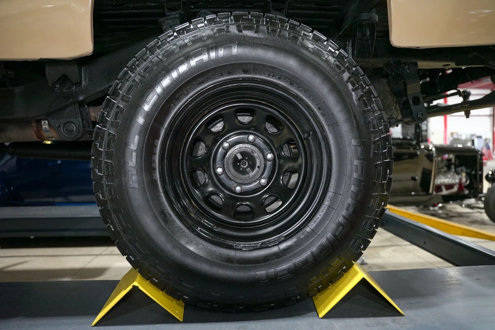 1986 Nissan Hardbody DLX King Cab