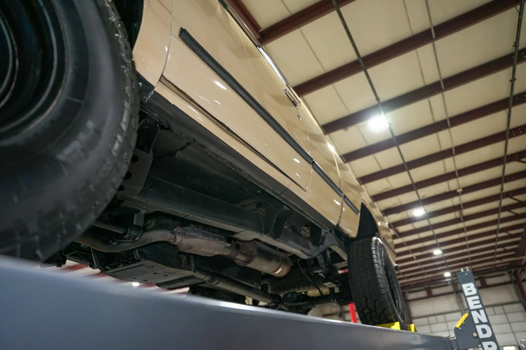 1986 Nissan Hardbody DLX King Cab