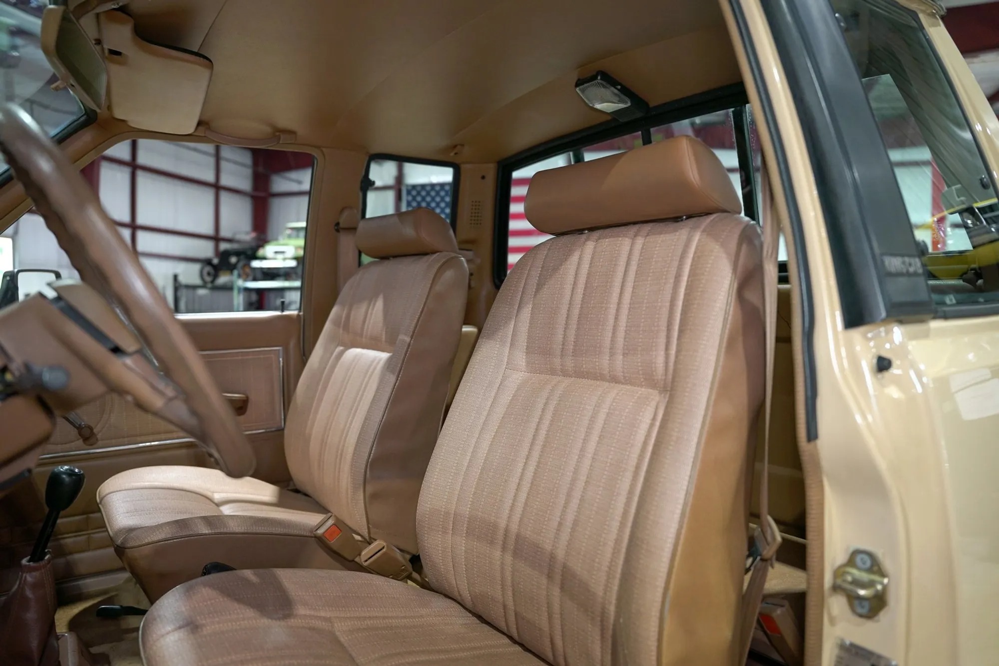 1986 Nissan Hardbody DLX King Cab