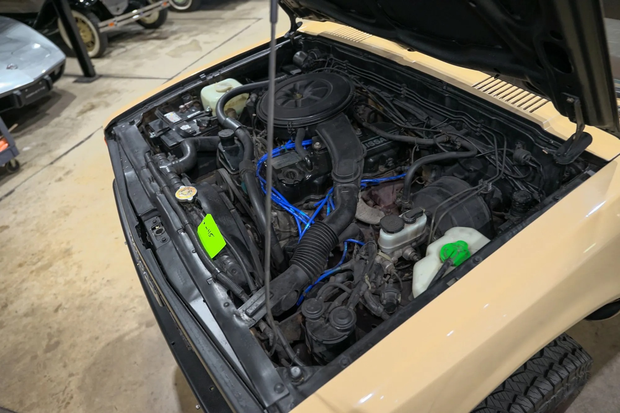 1986 Nissan Hardbody DLX King Cab