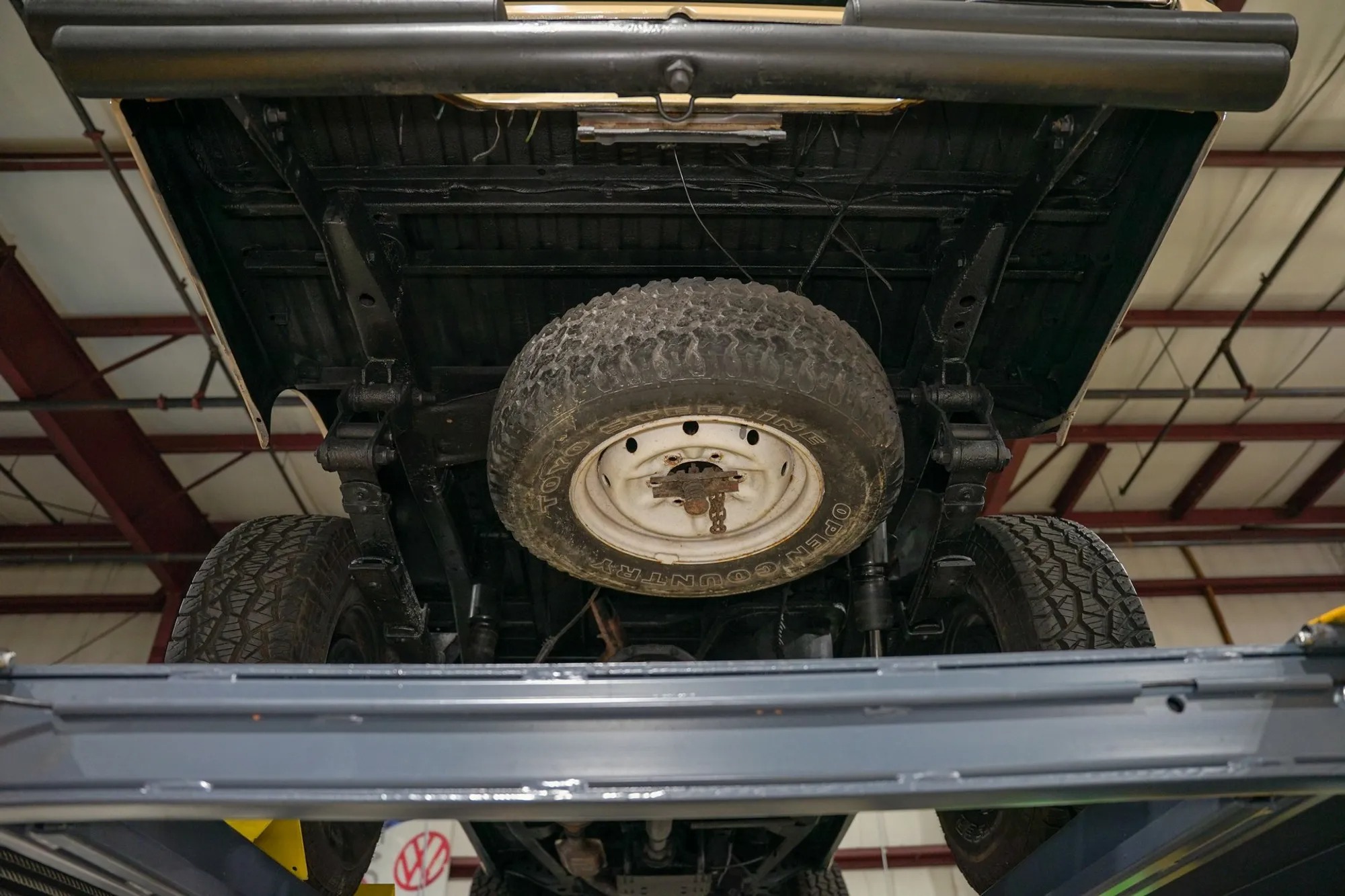 1986 Nissan Hardbody DLX King Cab