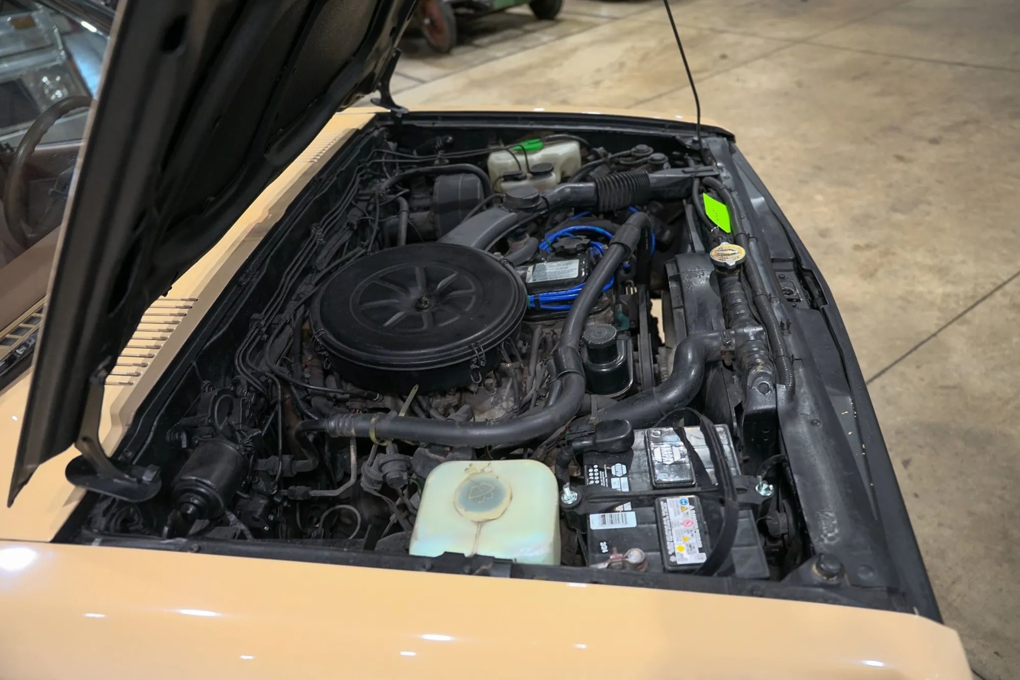 1986 Nissan Hardbody DLX King Cab