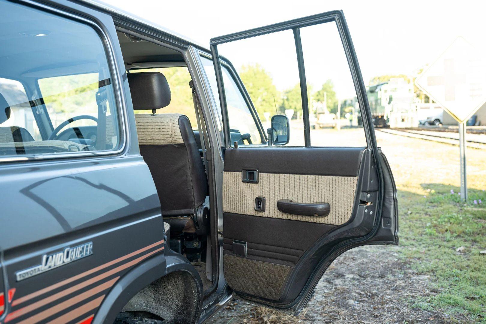 1989 Toyota Land Cruiser HJ61