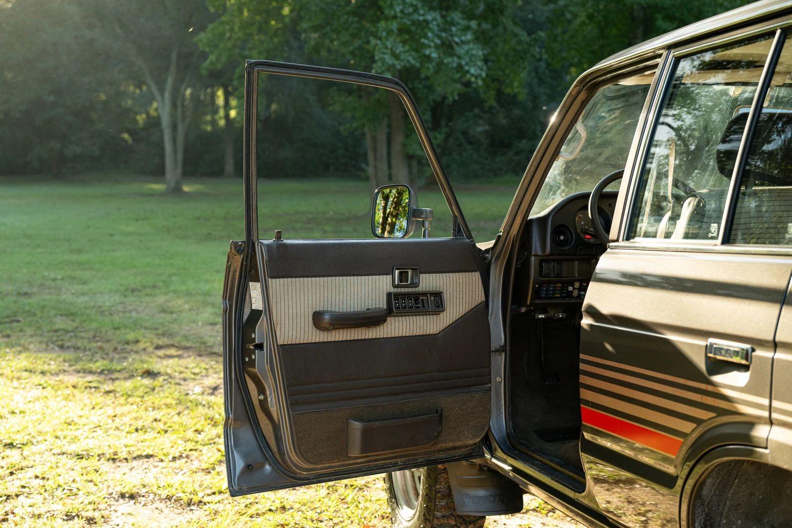 1989 Toyota Land Cruiser HJ61