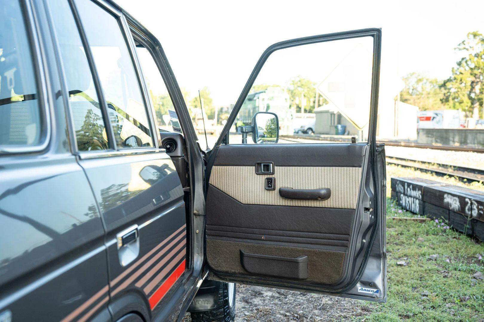 1989 Toyota Land Cruiser HJ61
