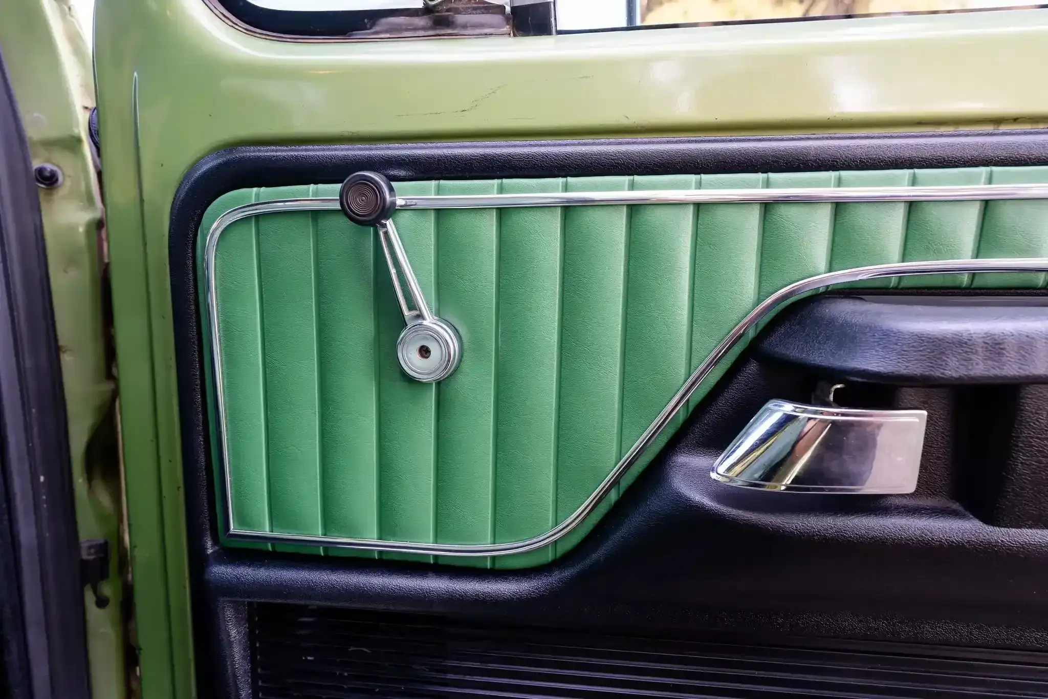 7.3L Turbo Diesel-Powered 1975 Ford F-250 4×4