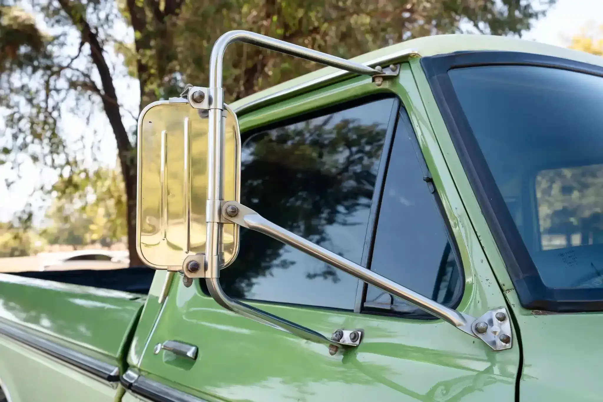 7.3L Turbo Diesel-Powered 1975 Ford F-250 4×4