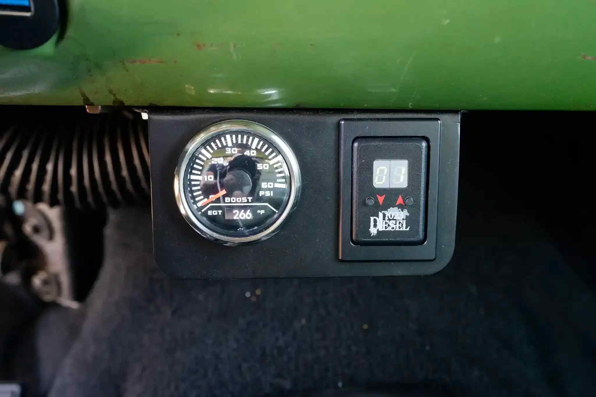 7.3L Turbo Diesel-Powered 1975 Ford F-250 4×4