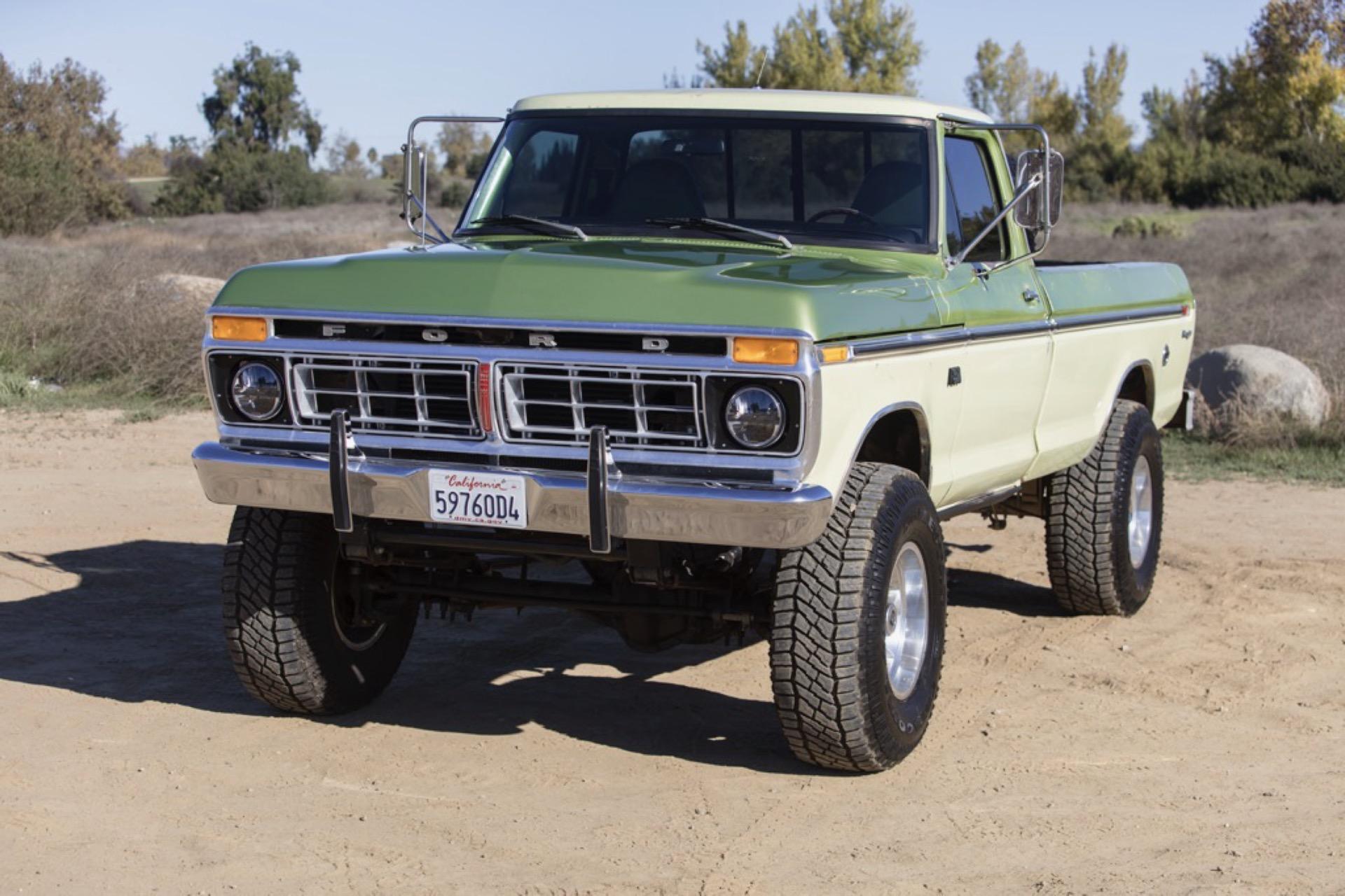 7.3L Turbo Diesel-Powered 1975 Ford F-250 4×4