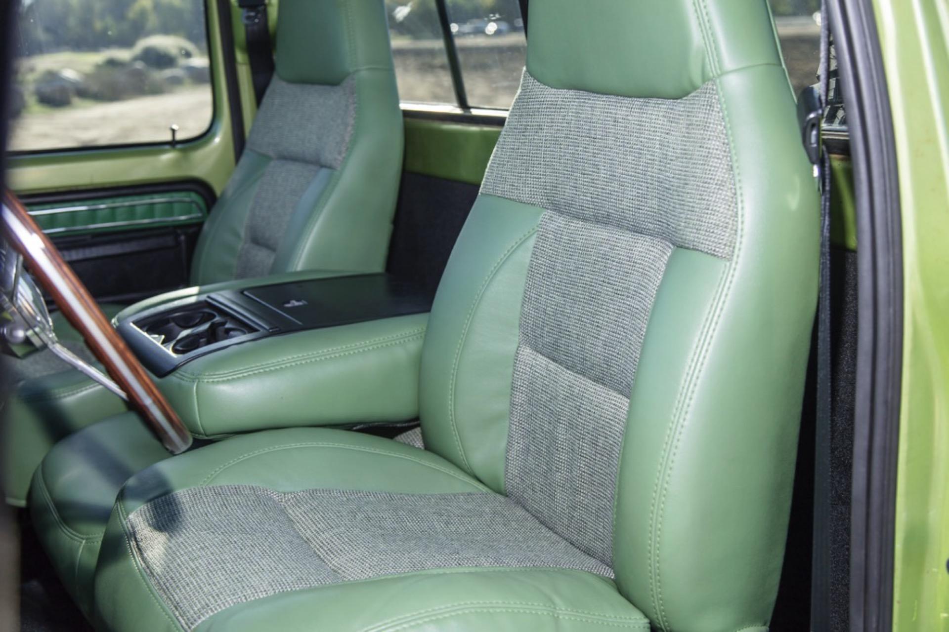 7.3L Turbo Diesel-Powered 1975 Ford F-250 4×4