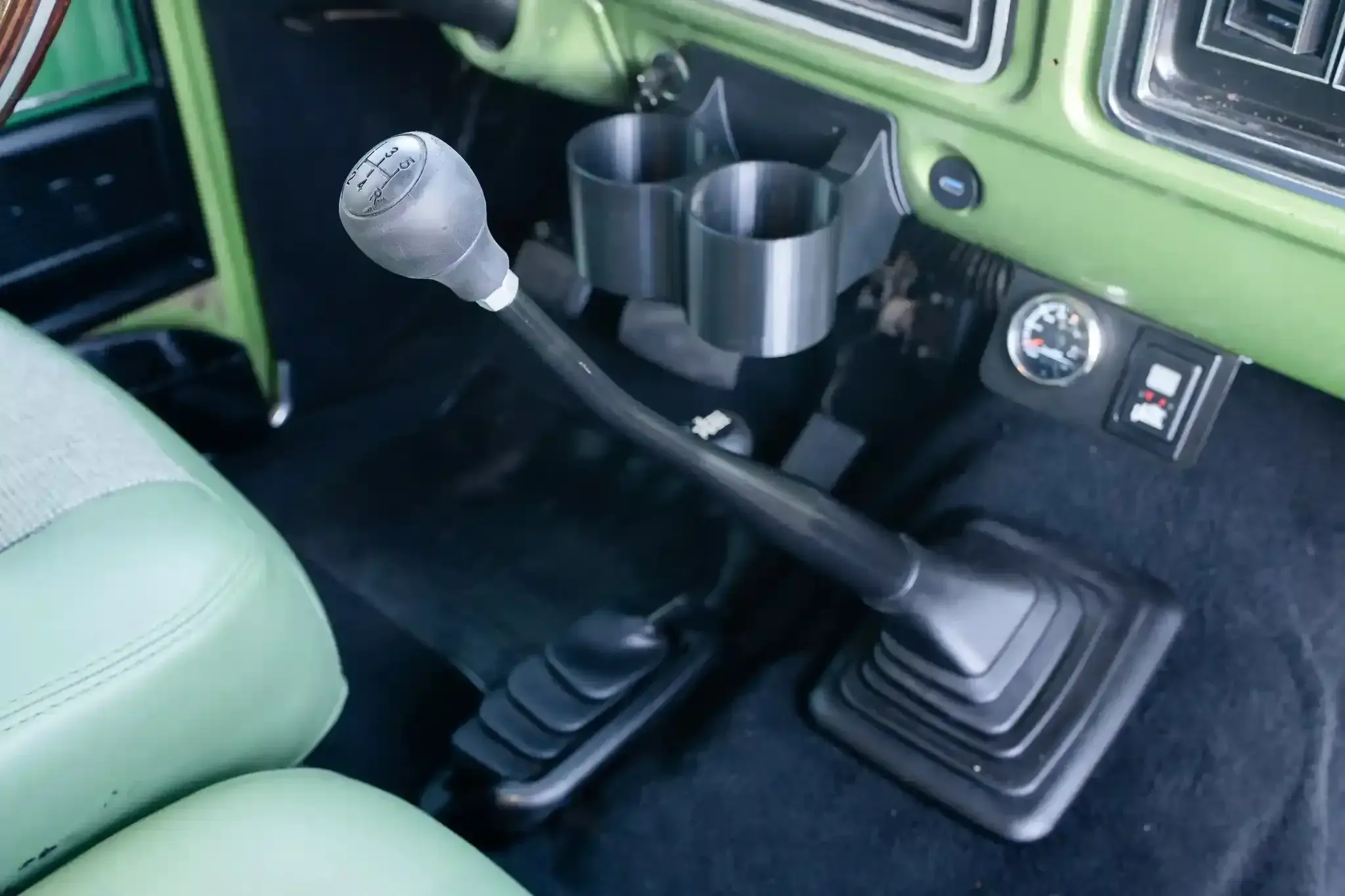 7.3L Turbo Diesel-Powered 1975 Ford F-250 4×4