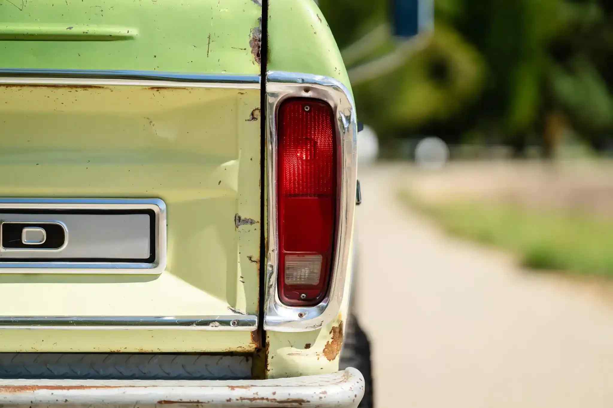 7.3L Turbo Diesel-Powered 1975 Ford F-250 4×4
