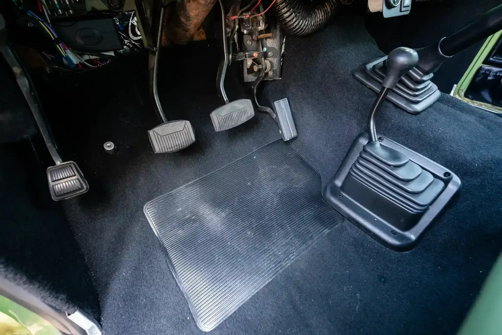 7.3L Turbo Diesel-Powered 1975 Ford F-250 4×4