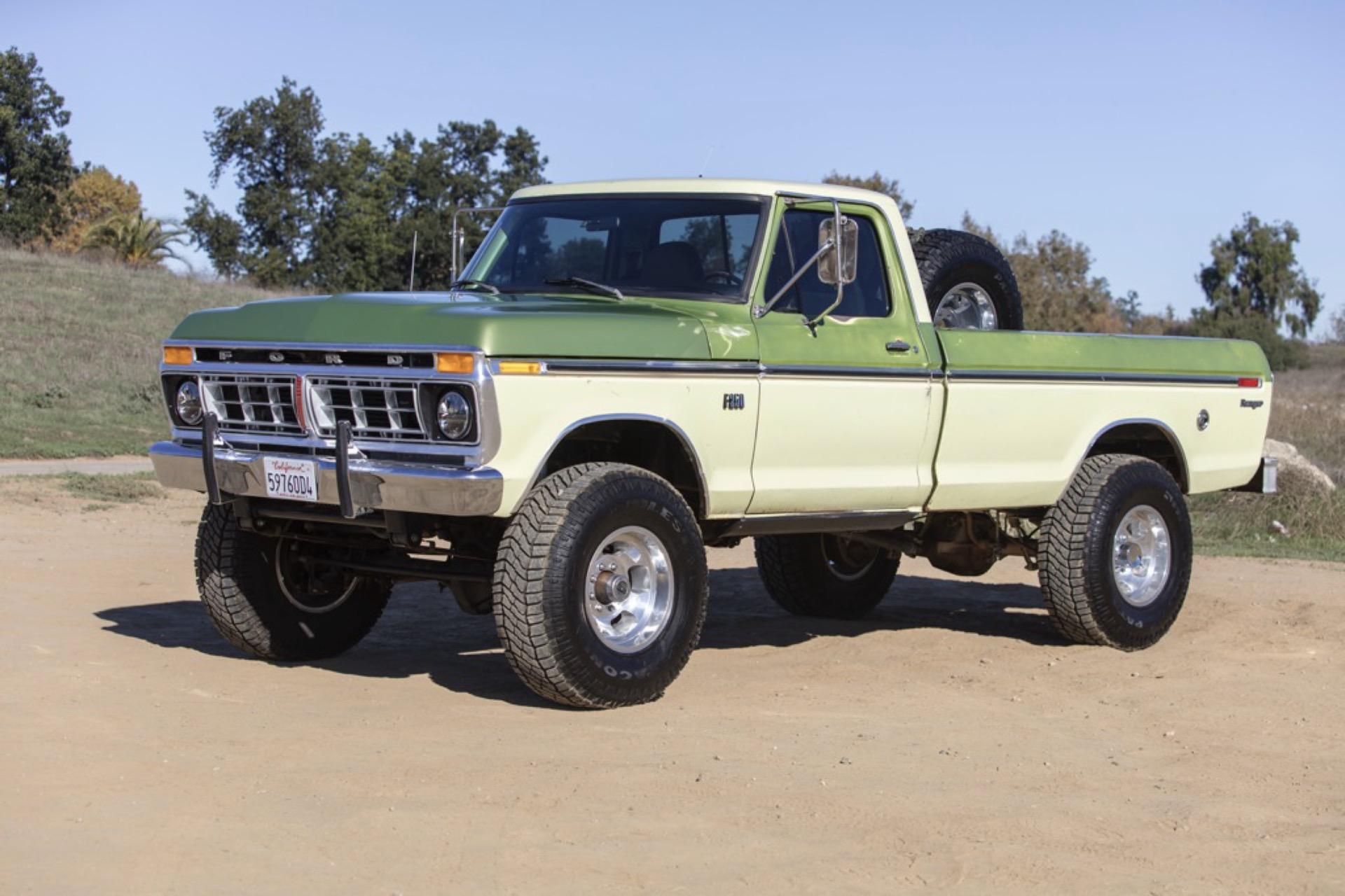 7.3L Turbo Diesel-Powered 1975 Ford F-250 4×4
