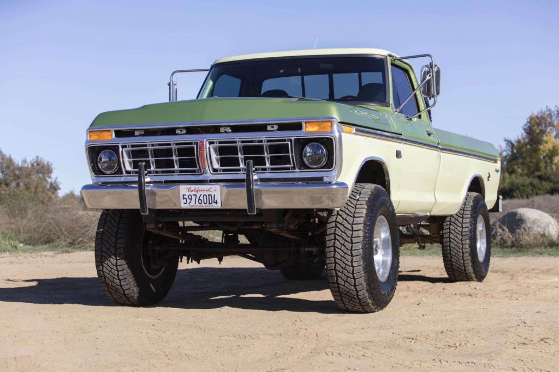 7.3L Turbo Diesel-Powered 1975 Ford F-250 4×4
