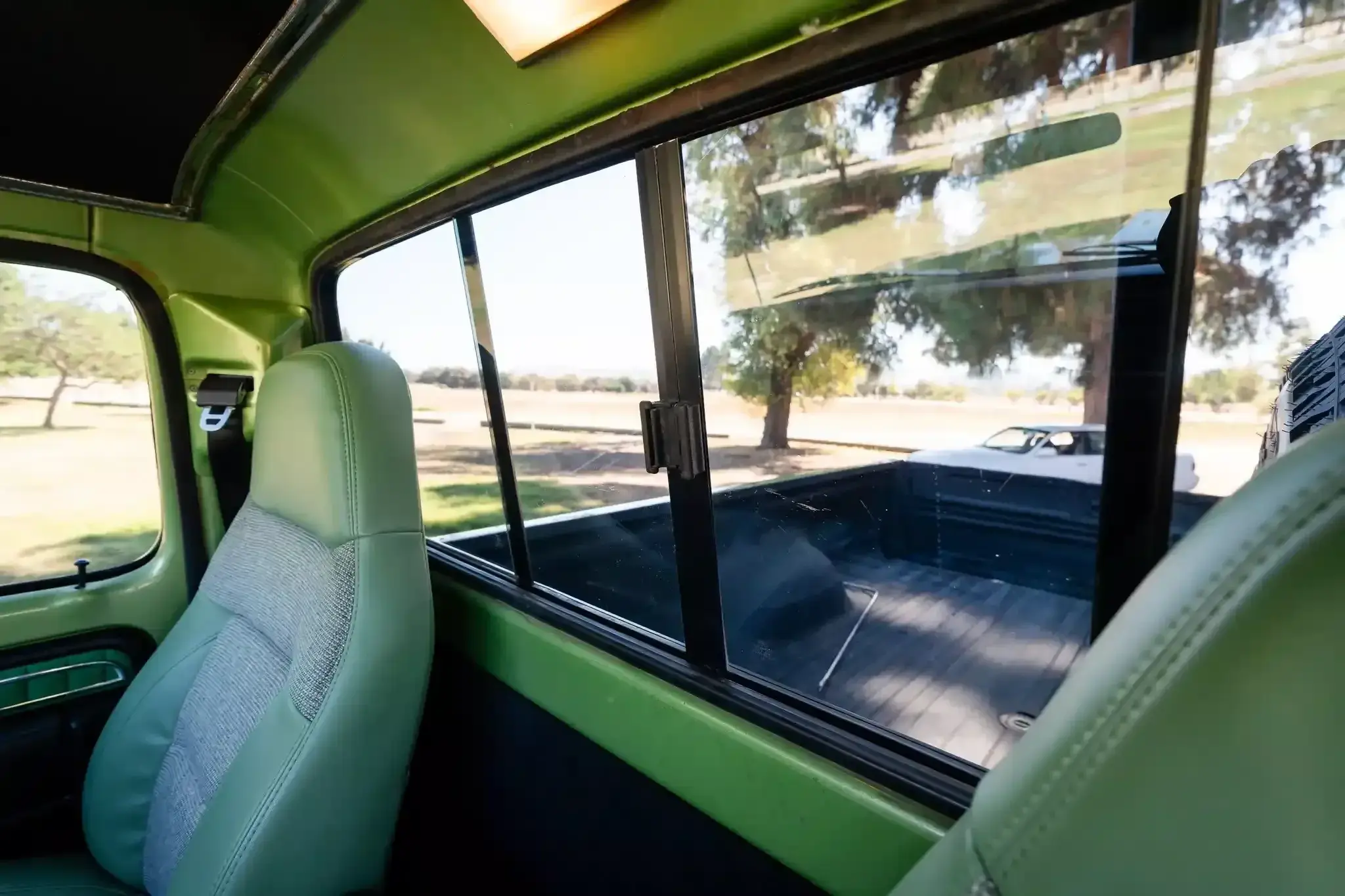 7.3L Turbo Diesel-Powered 1975 Ford F-250 4×4