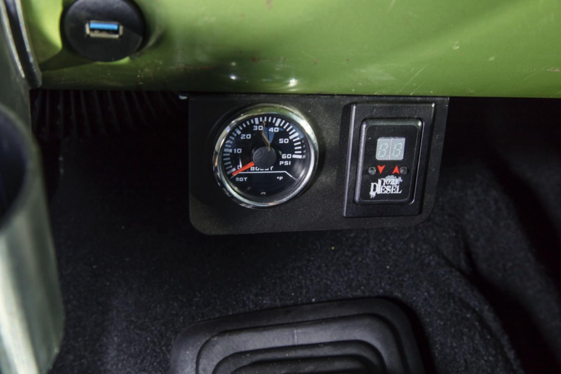 7.3L Turbo Diesel-Powered 1975 Ford F-250 4×4